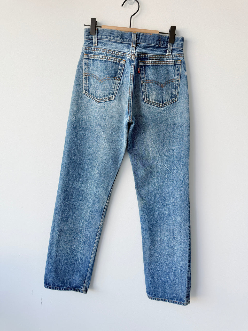 W26 L29 vintage Levis 501 dark faded blue 25/26” measured waist 501s 80s USA