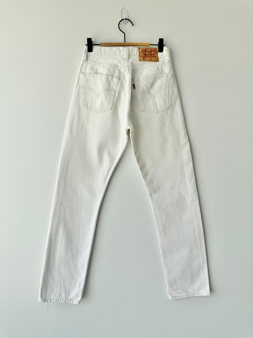 W25 L31 vintage Levis 501 25” measured waist white Y2K 501s