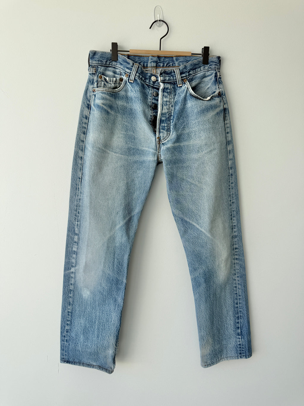 W32 L30 vintage Levis 501s 31/32” measured medium light blue fade 501s 80s