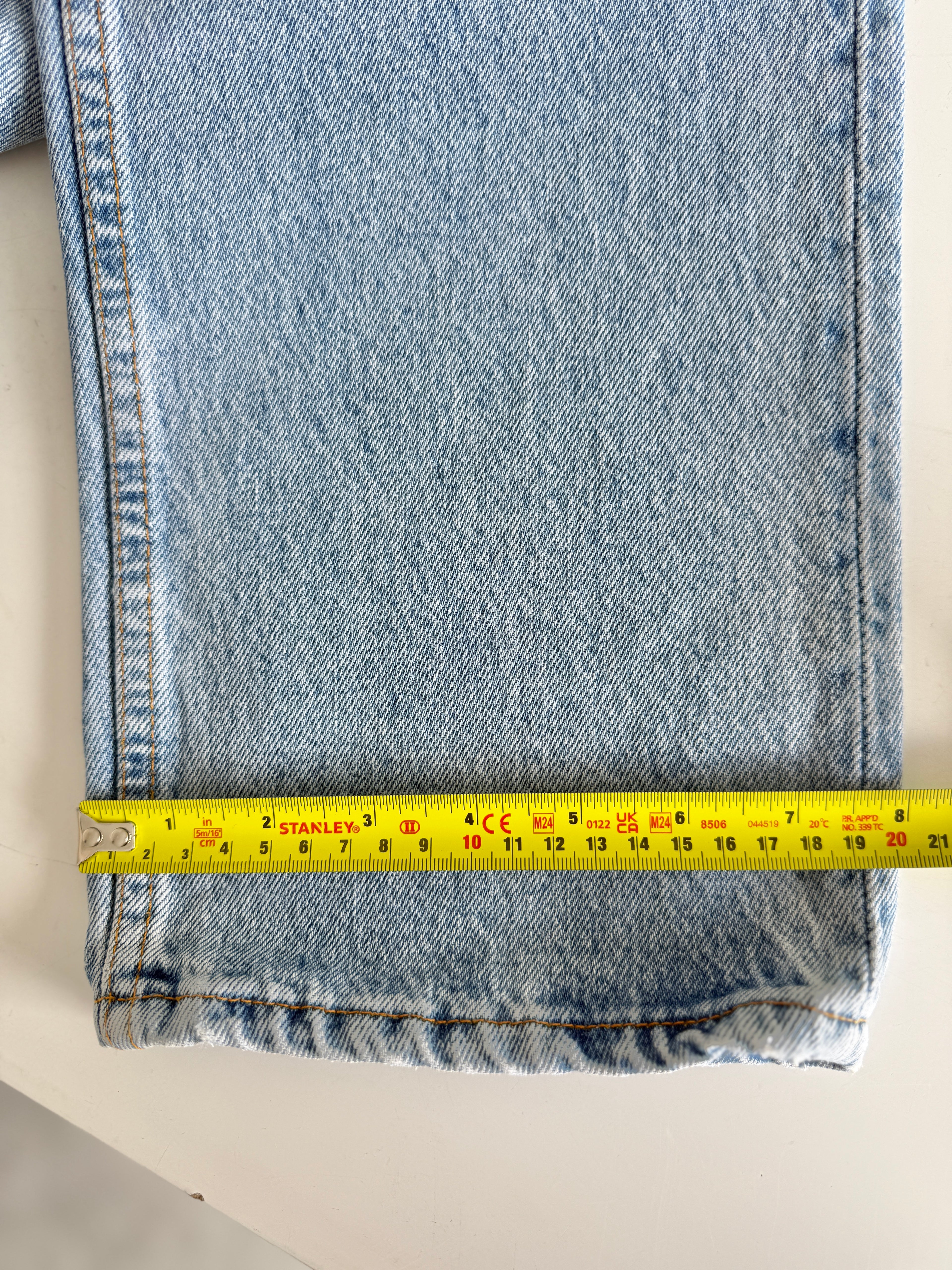 W29 L33 vintage Levis 501 28-29” measured light blue 90s denim Levi’s 501s USA