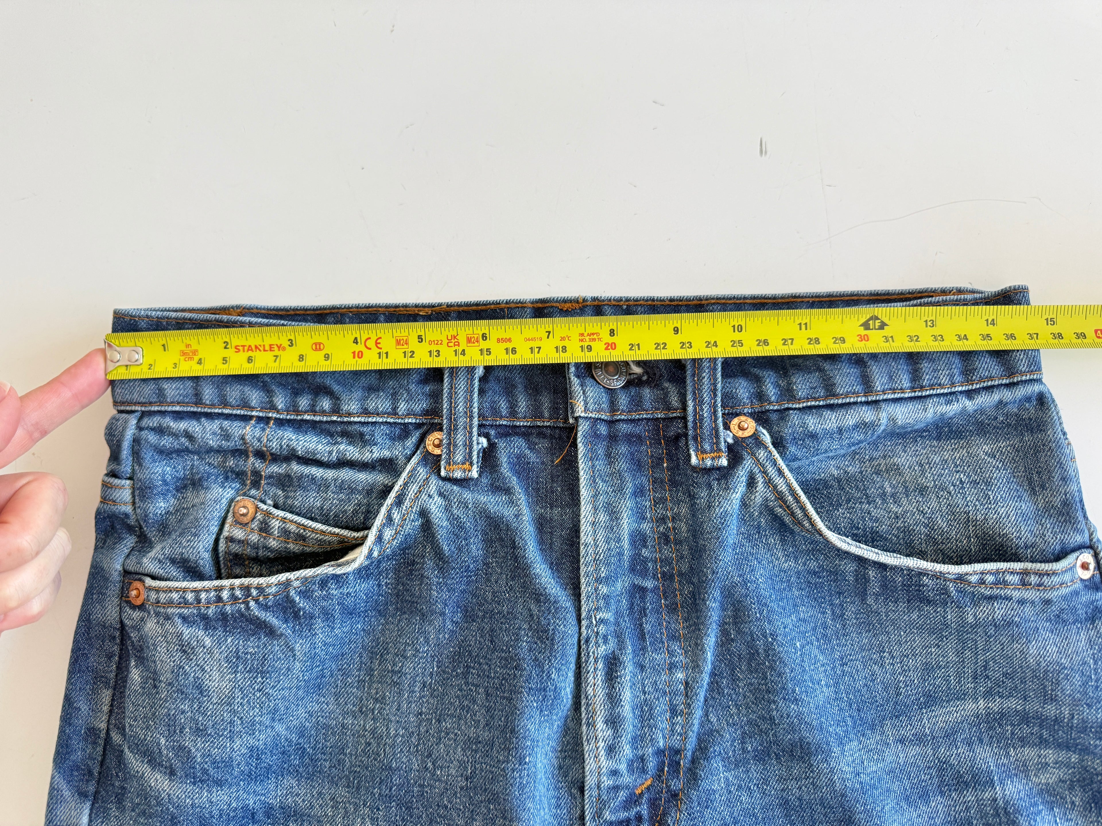 W29 L31 vintage Levis 517 28/29” measured waist dark faded USA 80s 517s