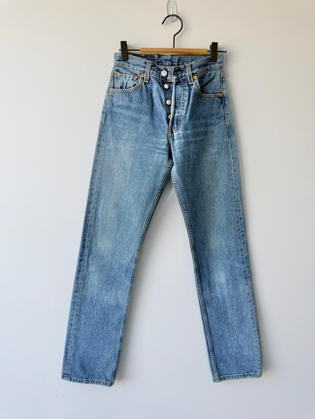 W23 L31 vintage Levis 501 23” measured waist medium darker blue 501s Y2K