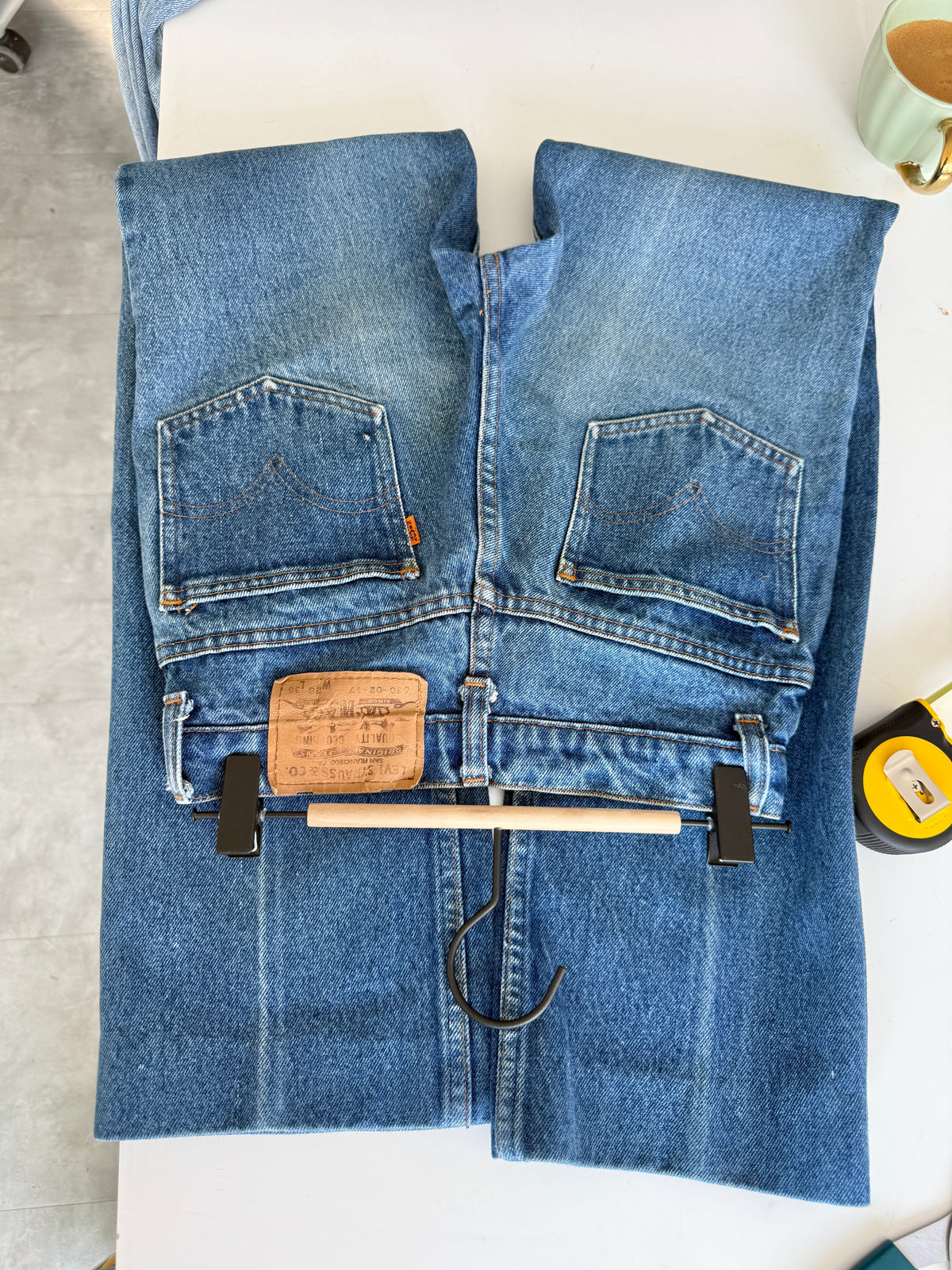 W25 L32 vintage Levis 630 02 17 dark blue fold lines  24/25” measured waist 630s USA 80s slim hips