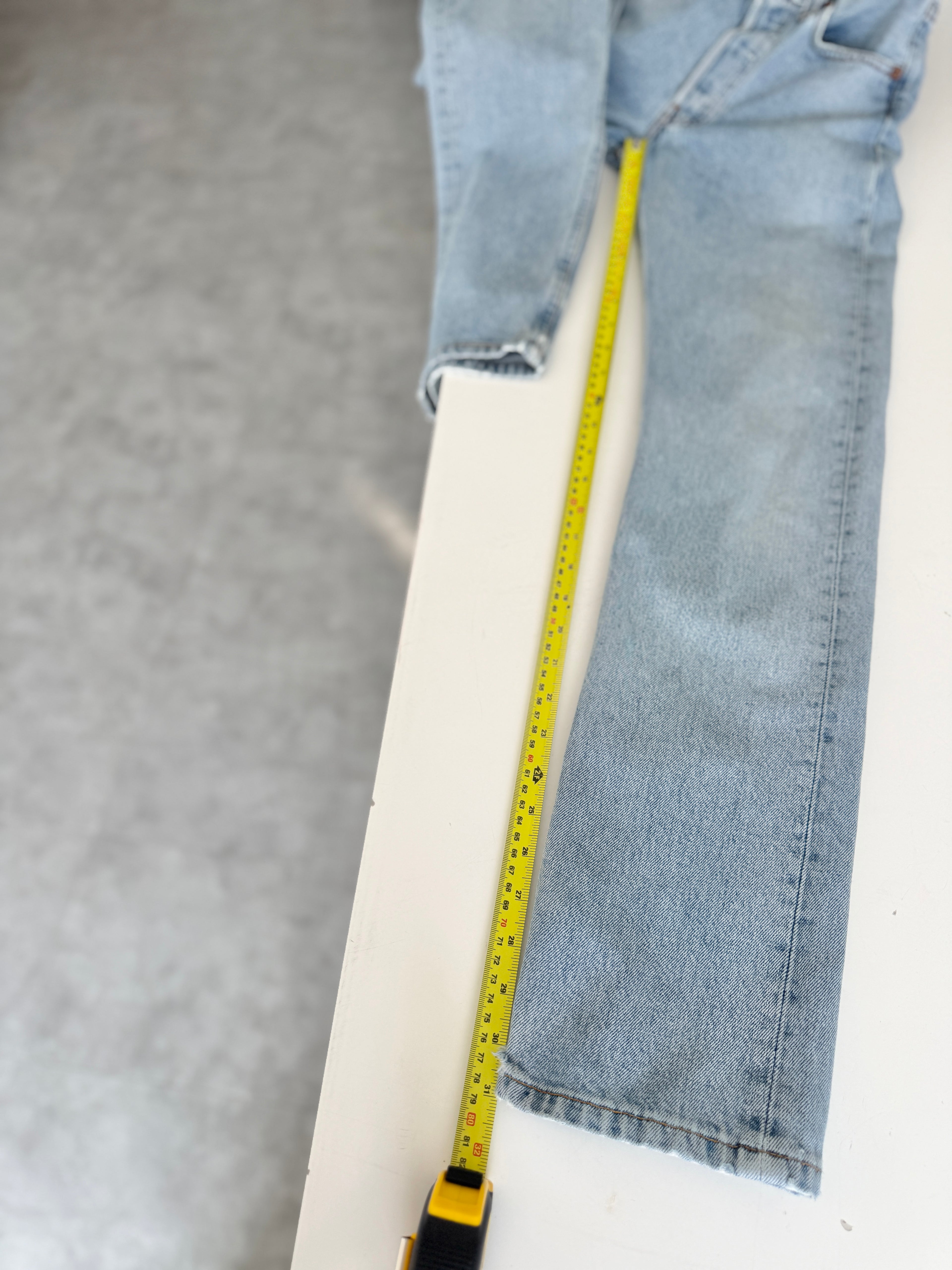 W23 L30 vintage Levis 501 22-23”measured light blue 90s USA 501s
