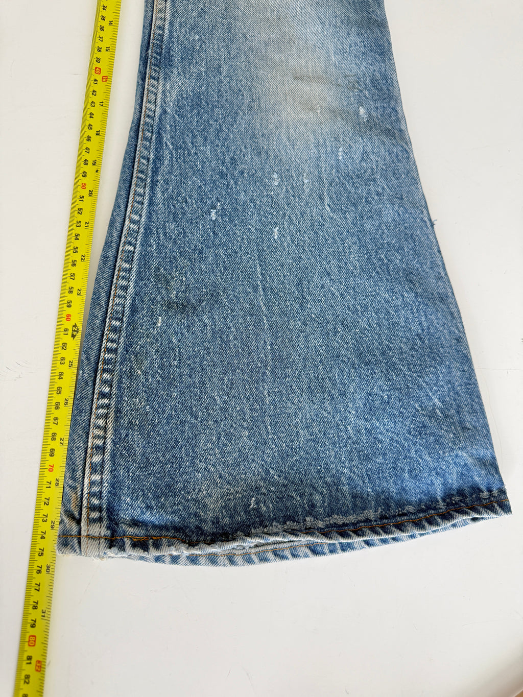 W26 L29 vintage Levis 684 26” measured waist faded blue 684s USA 70s