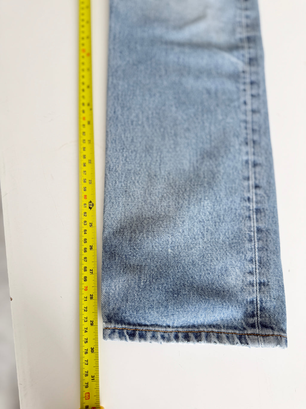 W30 L29 vintage Levis 501 29/30” measured unique faded blue denim 90s Levi’s 501s