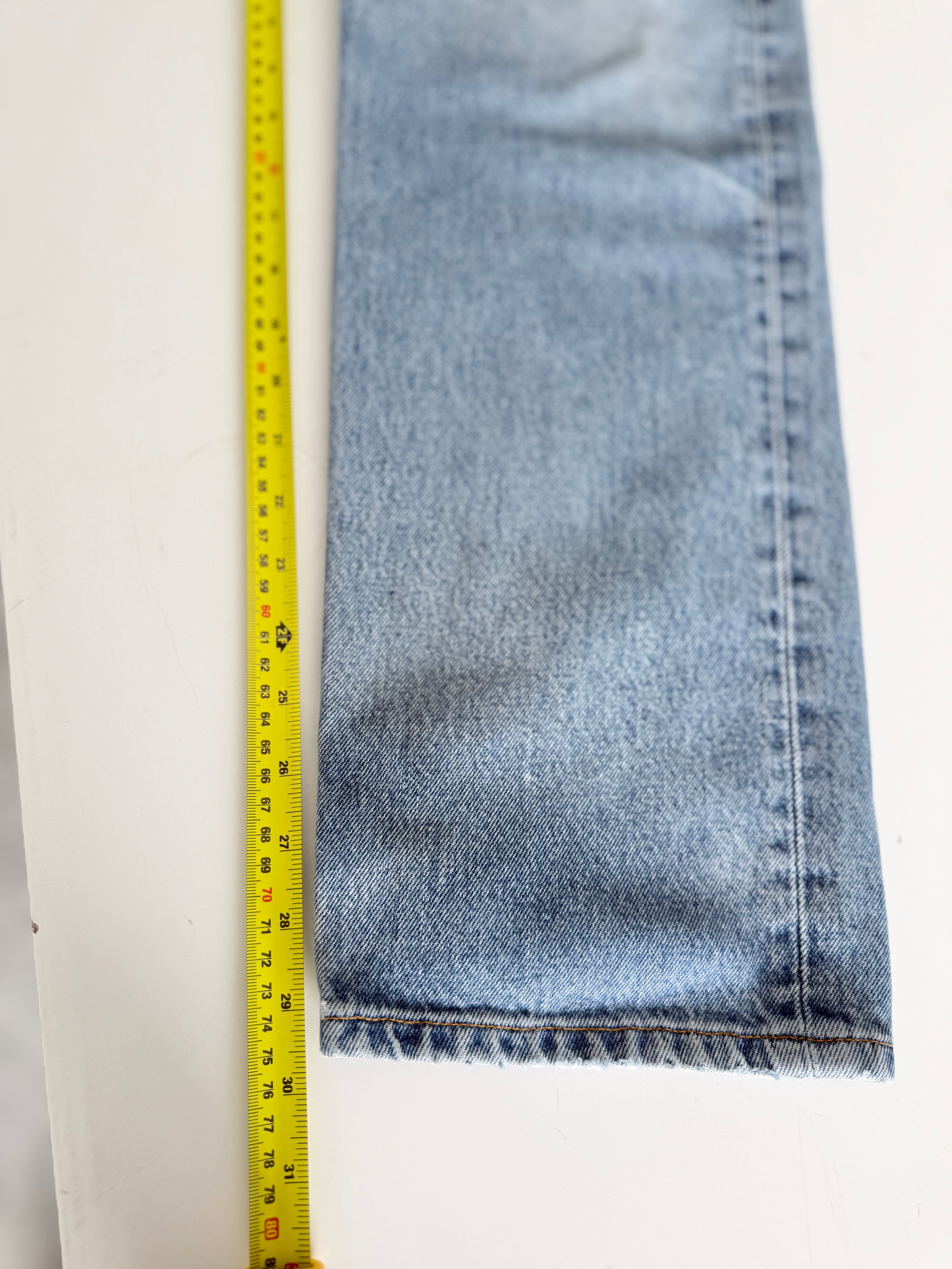 W30 L29 vintage Levis 501 29/30” measured unique faded blue denim 90s Levi’s 501s