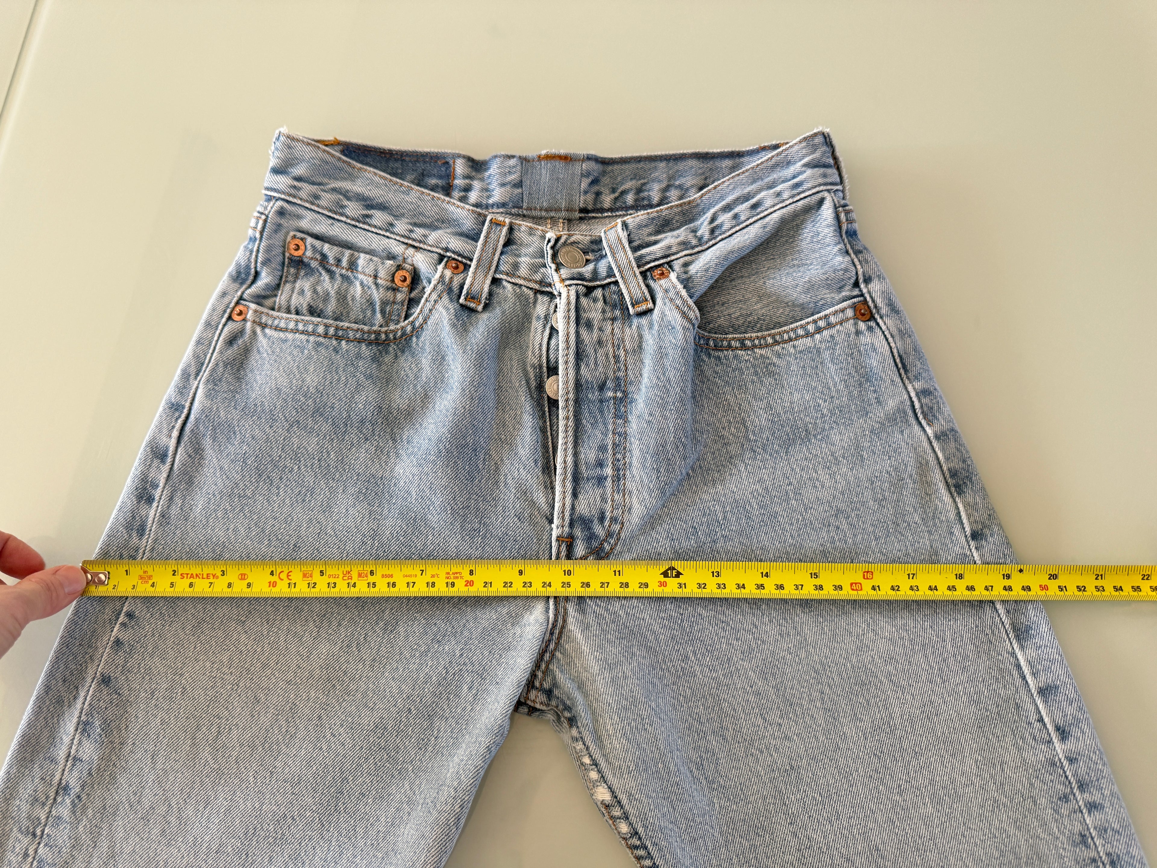 W25 L31 vintage Levis 501 25” measured light medium blue 90s Levi’s 501s USA re done