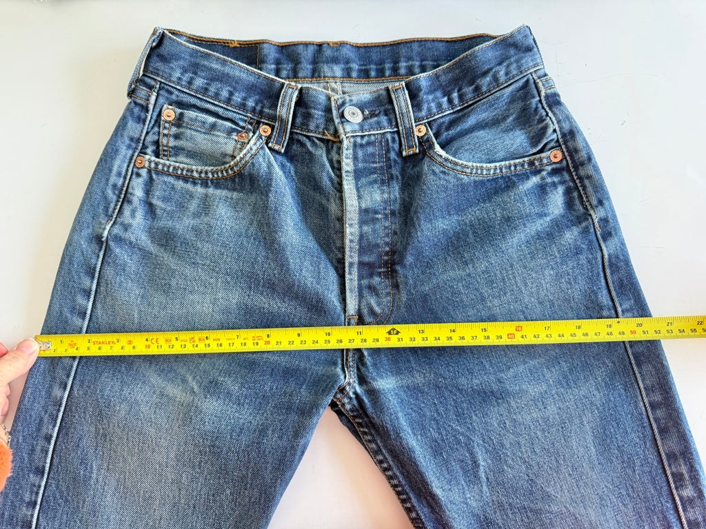 W27 L30 vintage Levis 501 dark blue 25/27” measured waist Y2K levis 501s