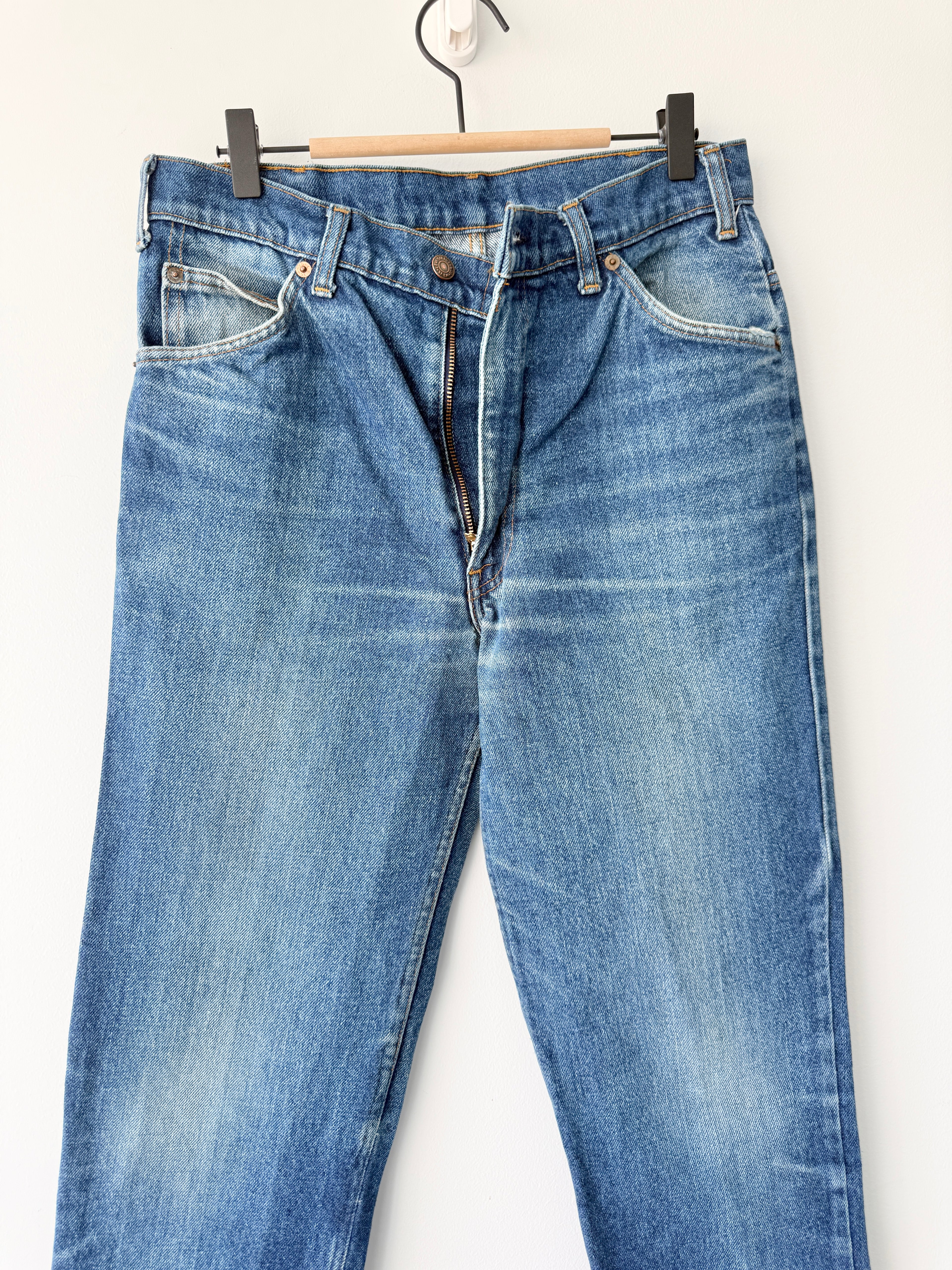 W29 L29 vintage Levis 631 28-29” measured dark faded blue denim orange tab 80/90s Levi’s 631s