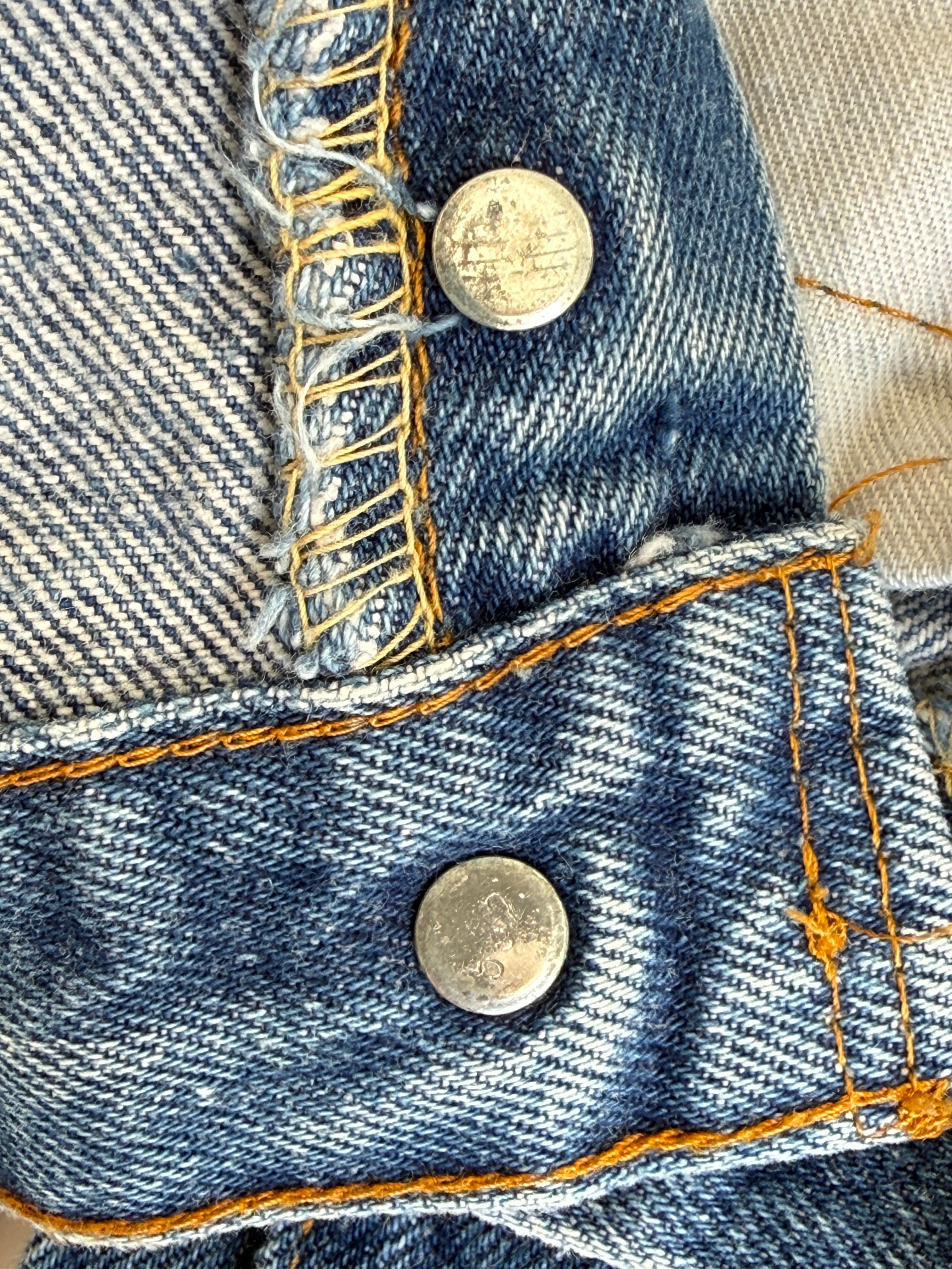 W29 L32 vintage Levis 501 28-29” measured dark faded blue denim 80’s levi’s 501s