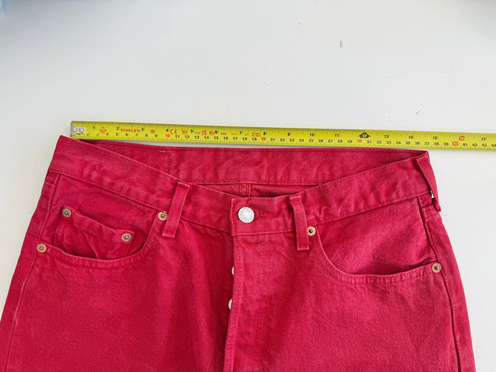 W30 L28 vintage Levis 501 29/30” measured waist red 90s 501s