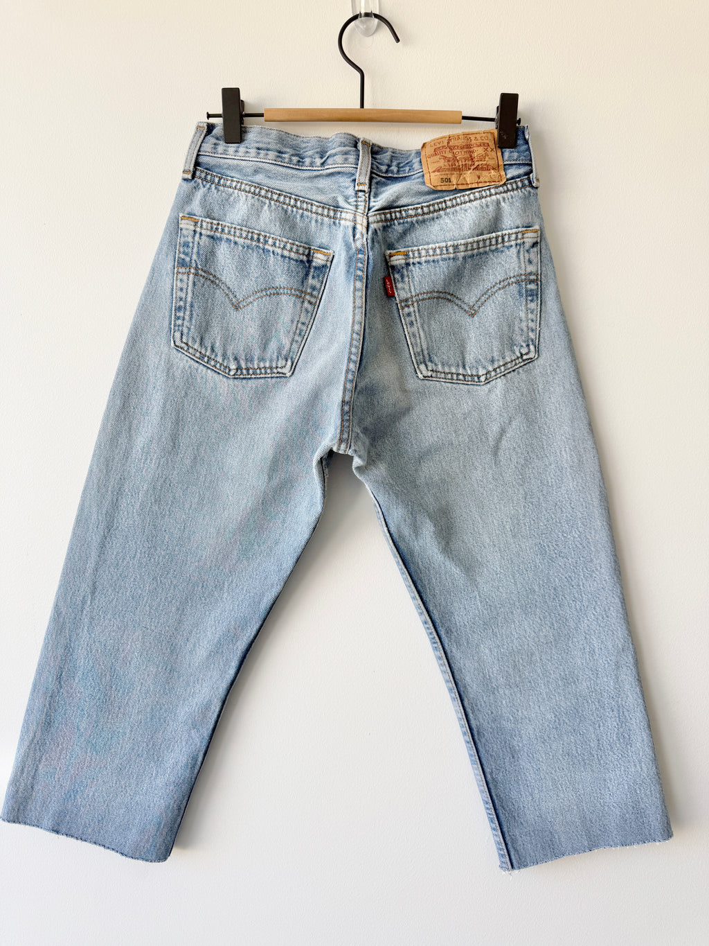 W27 vintage Levis 501 shorts 26/27” light blue Levi’s 501s 90s