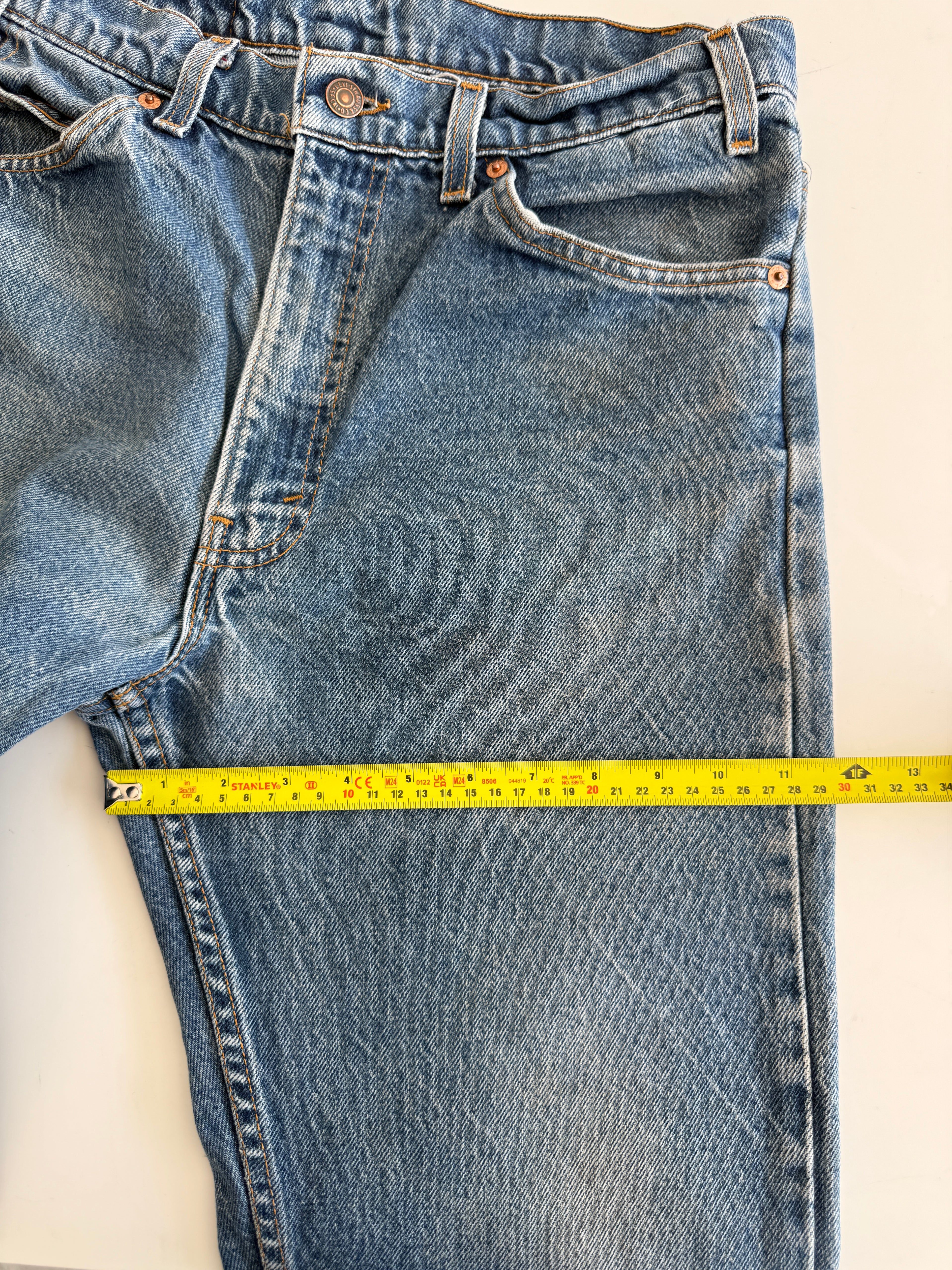 W32 L29 vintage Levis 505 31/32” measured waist dark fade blue faded  90s orange tag USA 505s