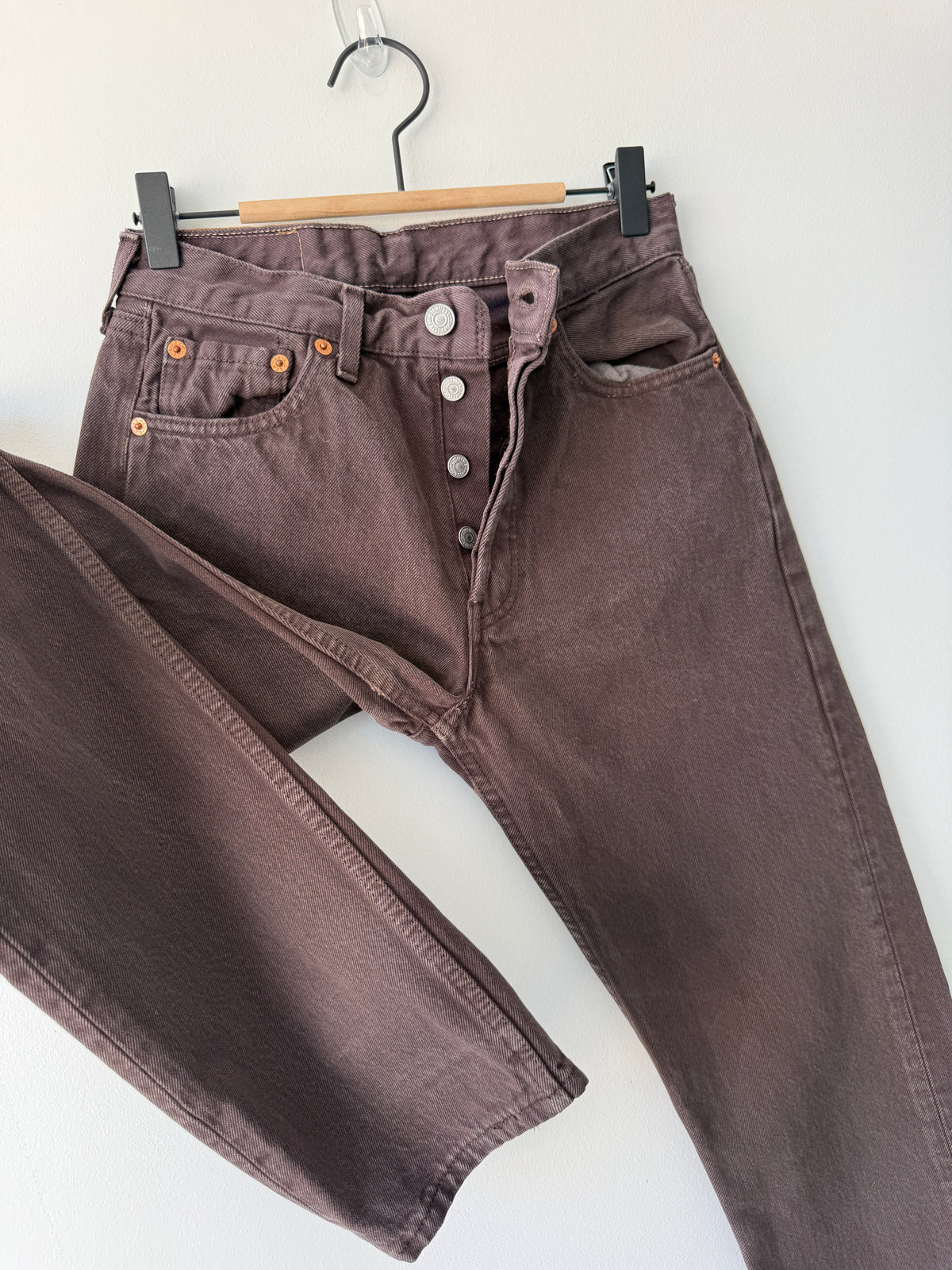 W25 L32 vintage Levis 501 25” measured brown 90s 501s