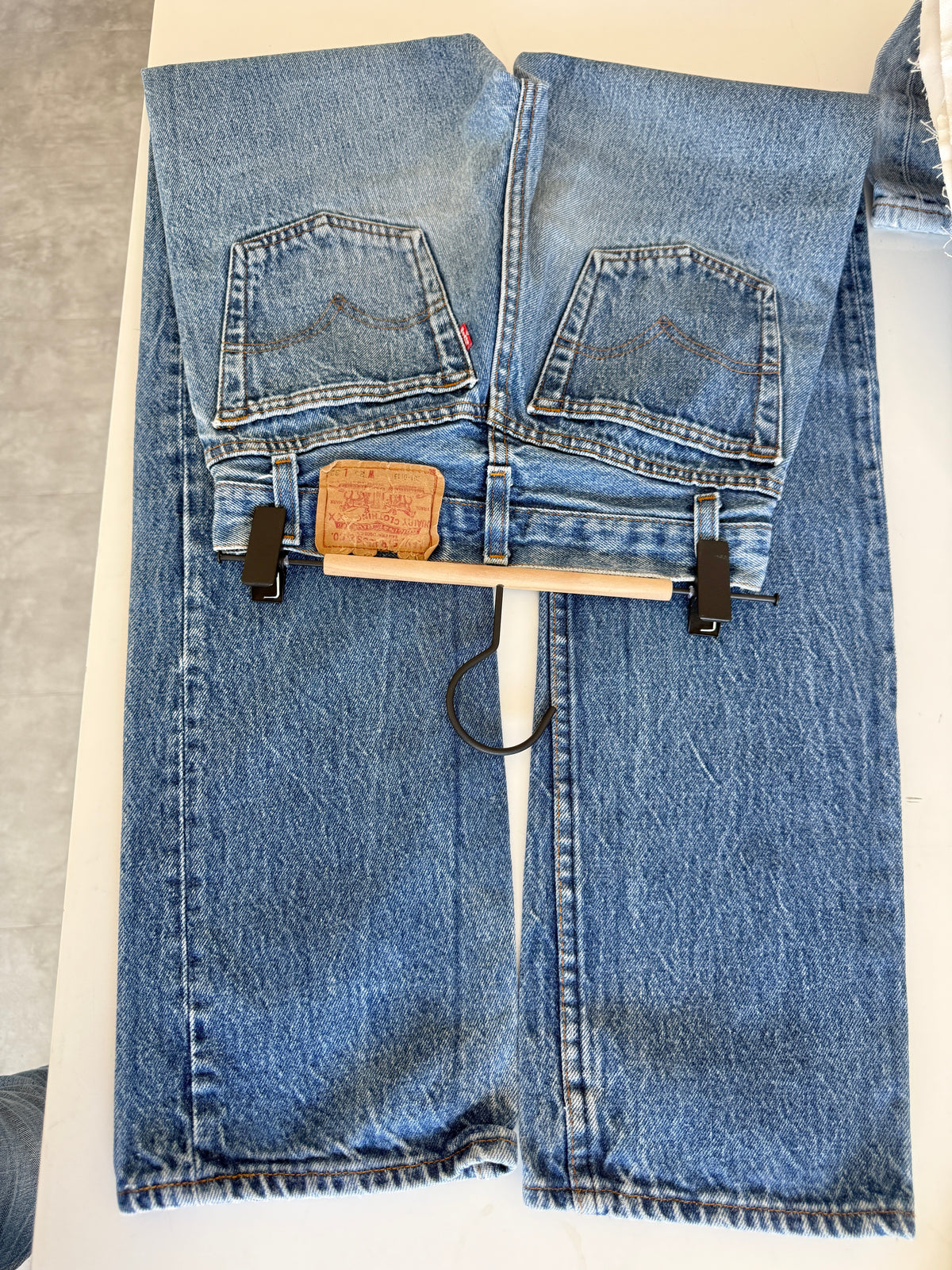 W23 L31 vintage Levis 701s 22/23” measured dark faded 701 80s USA