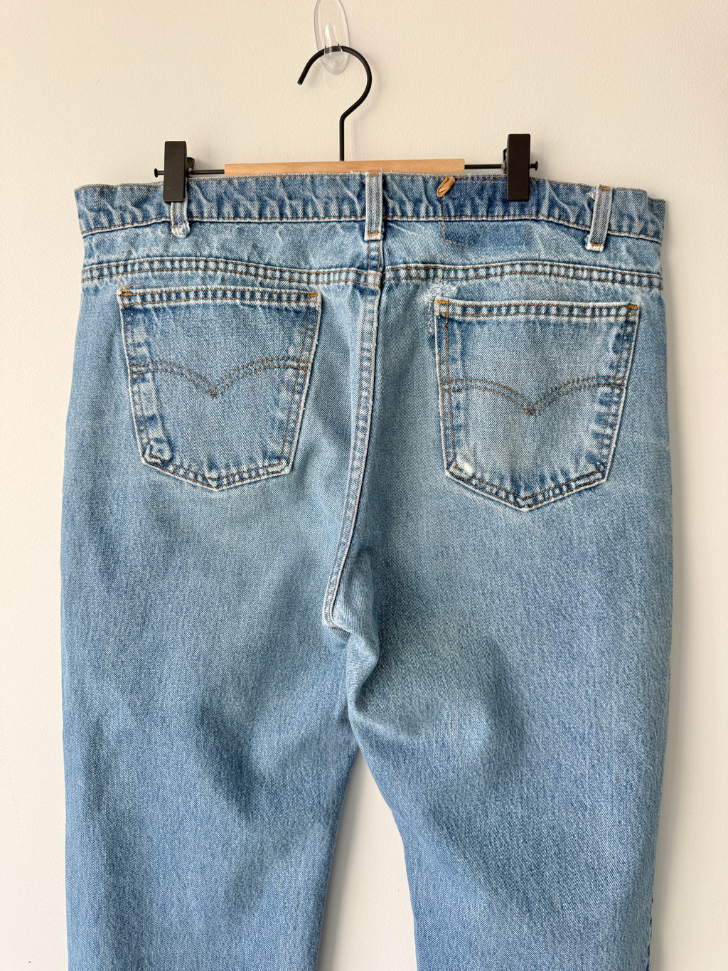 W36 L31 vintage Levis 505 medium blue 35/37” measured waist 501s 90s USA