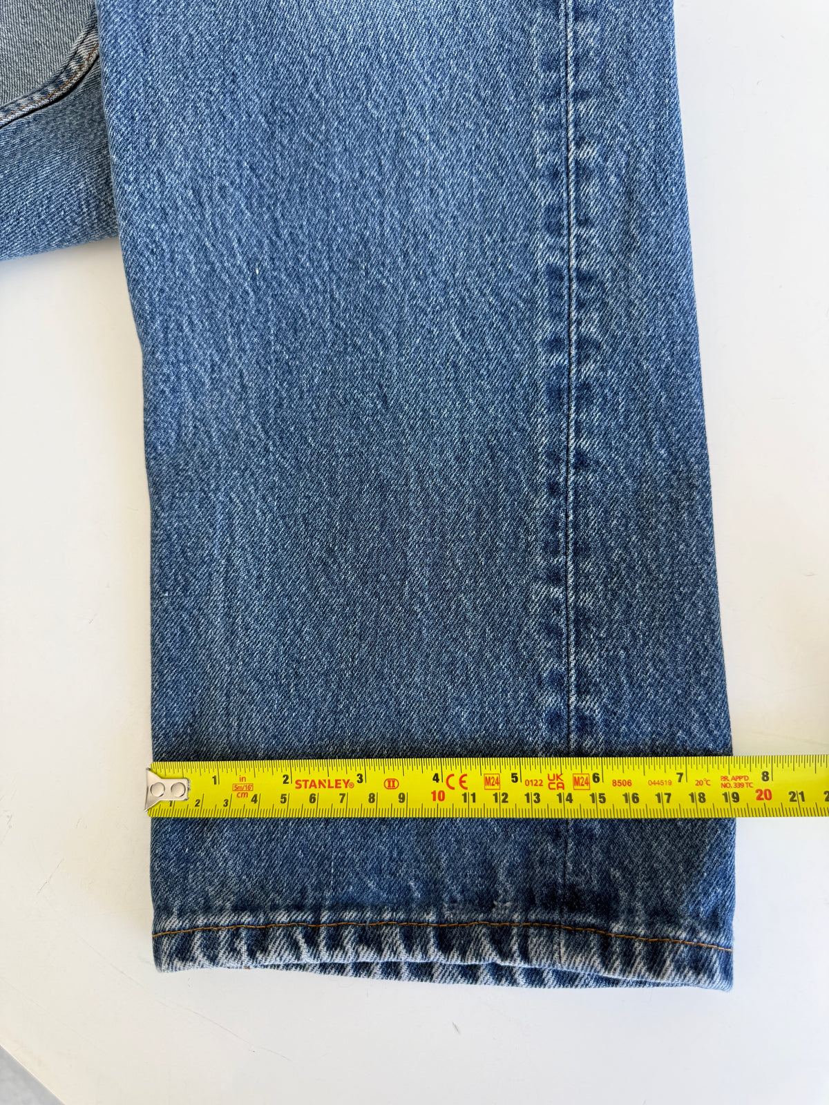 Soft W28 L30 vintage Levis 501s 27/28” measured light blue faded 80s USA 501s