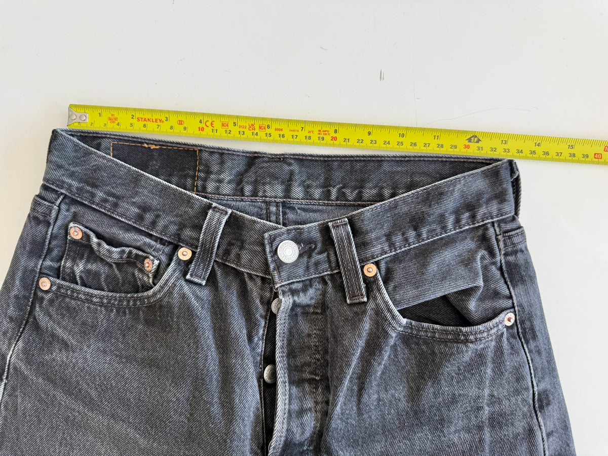W27 L31 vintage Levis 501s 26/27” measured black faded 501s 90s USA