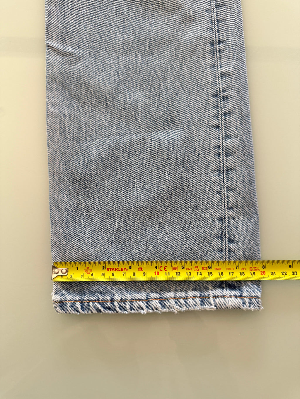 W31 L31 vintage Levis 501 30/31” measured lighter blue 90s USA Levi’s 501s