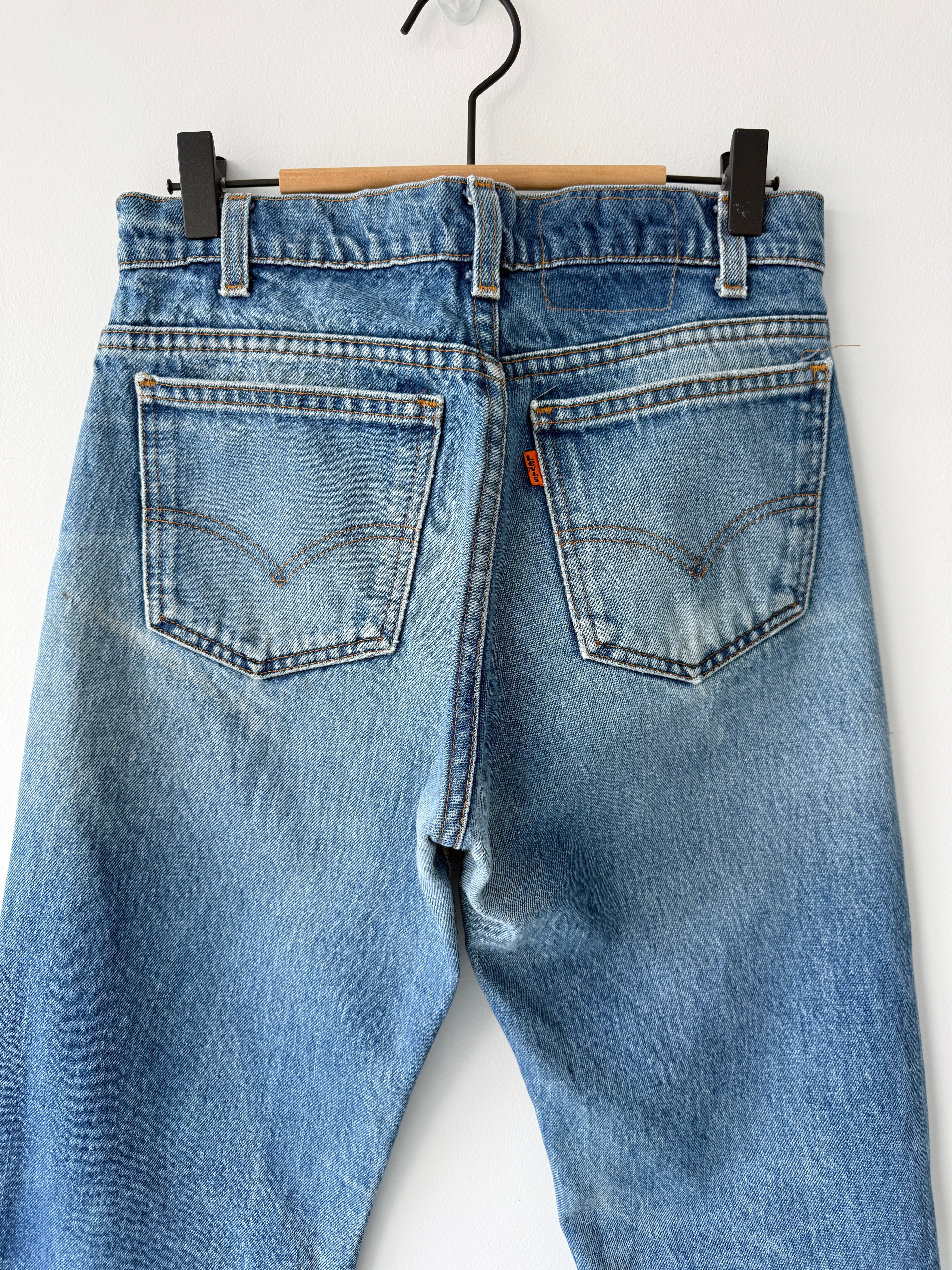 Soft W29 L31 vintage Levis 520 28/29” measured waist dark faded 520s 90s USA denim orange tab