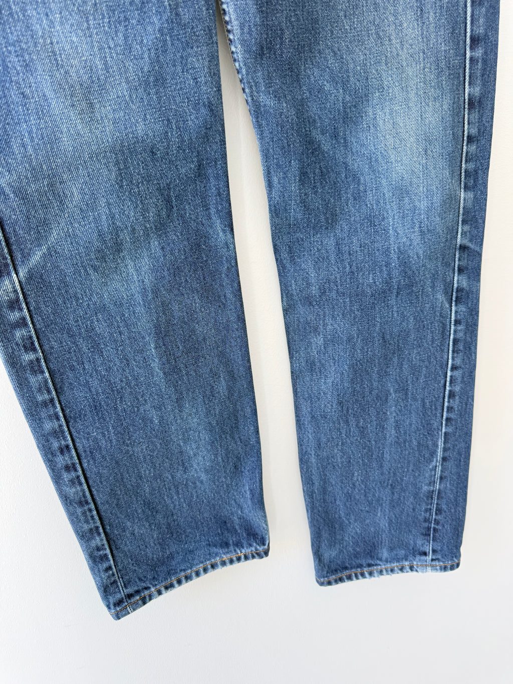 W26 L30 vintage Levis 501 25/26” measured waist dark faded blue 501s Y2K