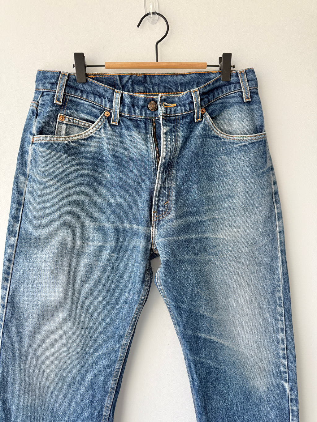 W32 L28 vintage Levis 505 30/33” measured waist dark faded blue orange tab 505s 90s USA