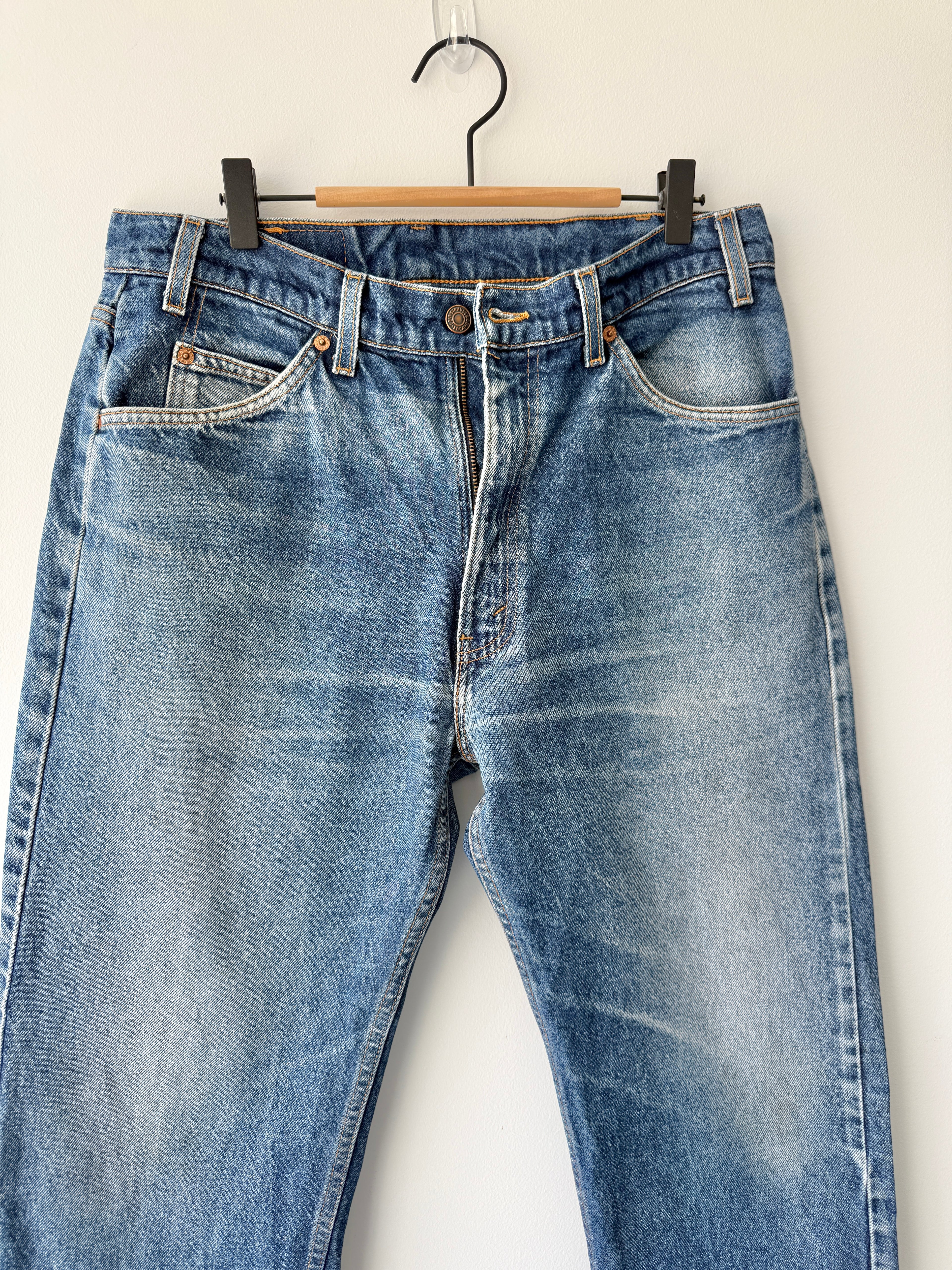 W32 L28 vintage Levis 505 30/33” measured waist dark faded blue orange tab 505s 90s USA