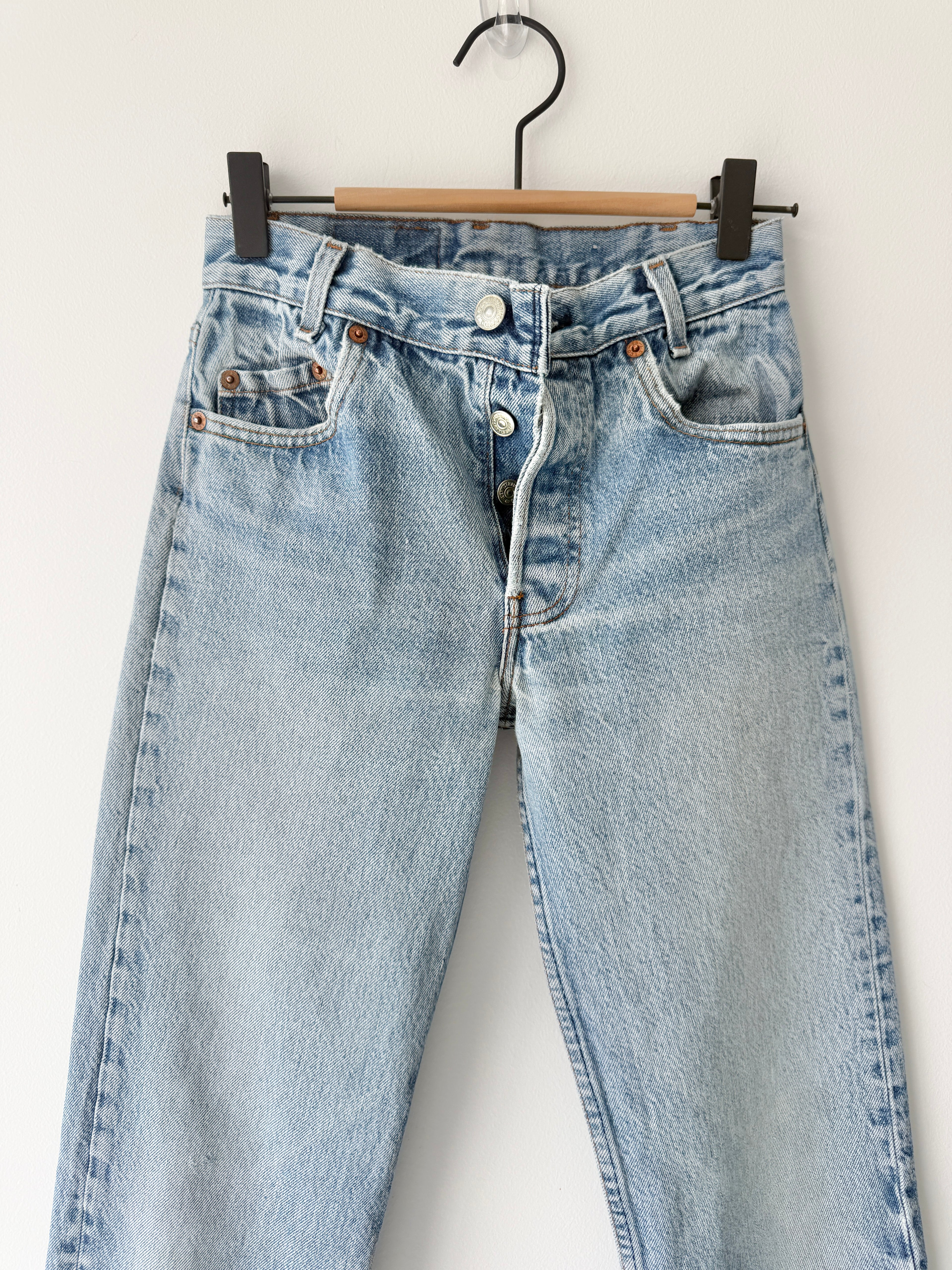 Soft W24 L28 vintage Levis 701s 23/24” measured waist light faded blue USA 80s 701s