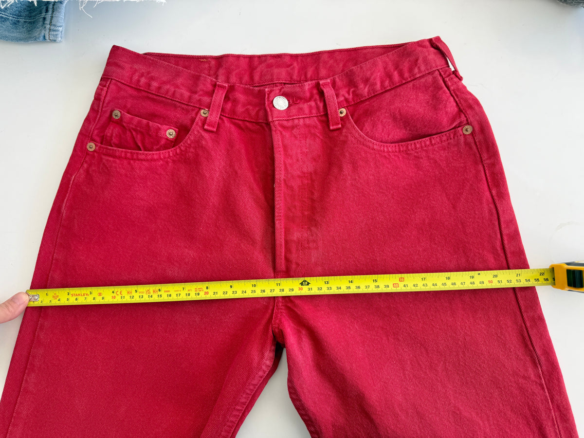 W30 L28 vintage Levis 501 29/30” measured waist red 90s 501s