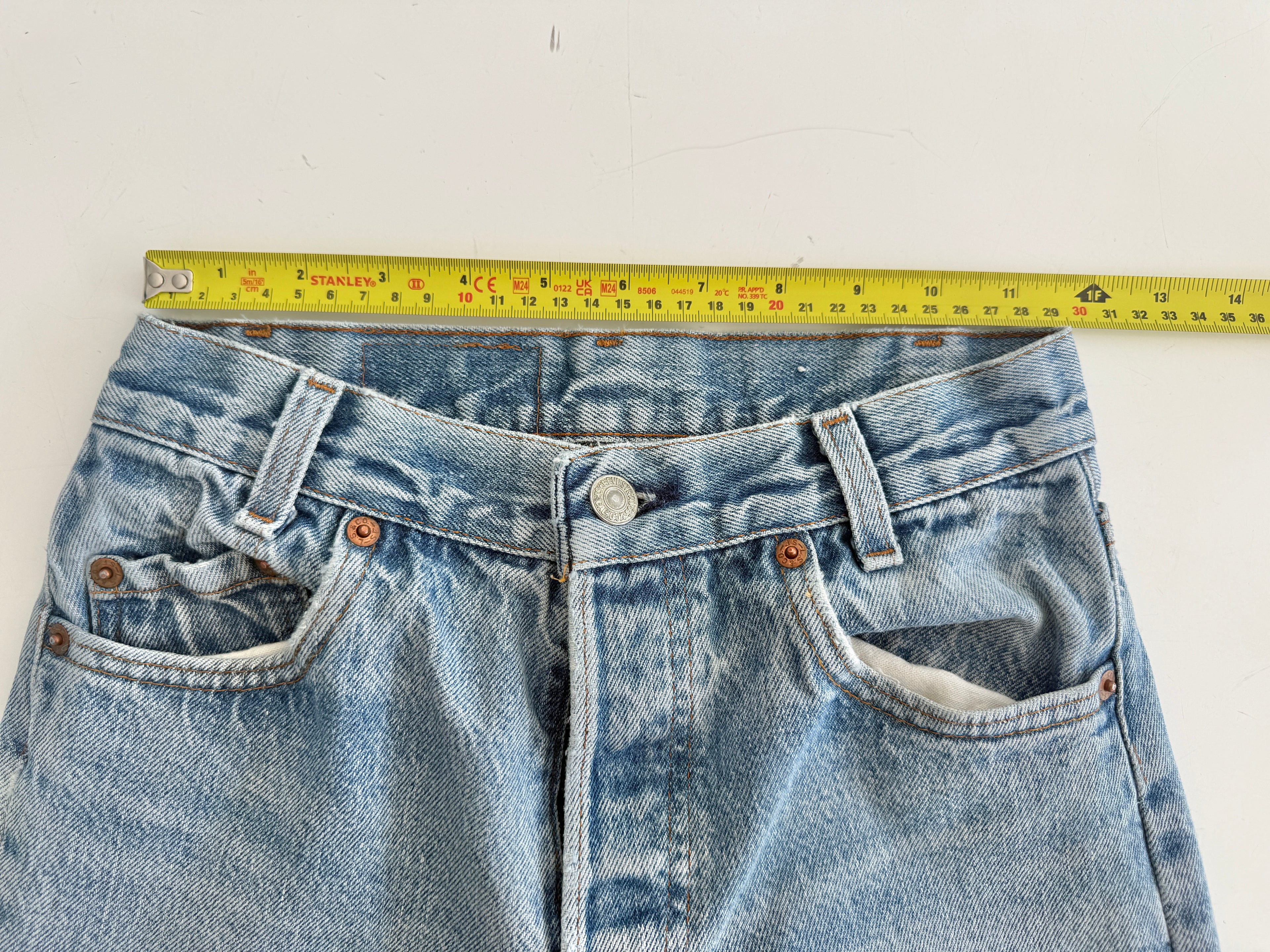 Soft W24 L28 vintage Levis 701s 23/24” measured waist light faded blue USA 80s 701s