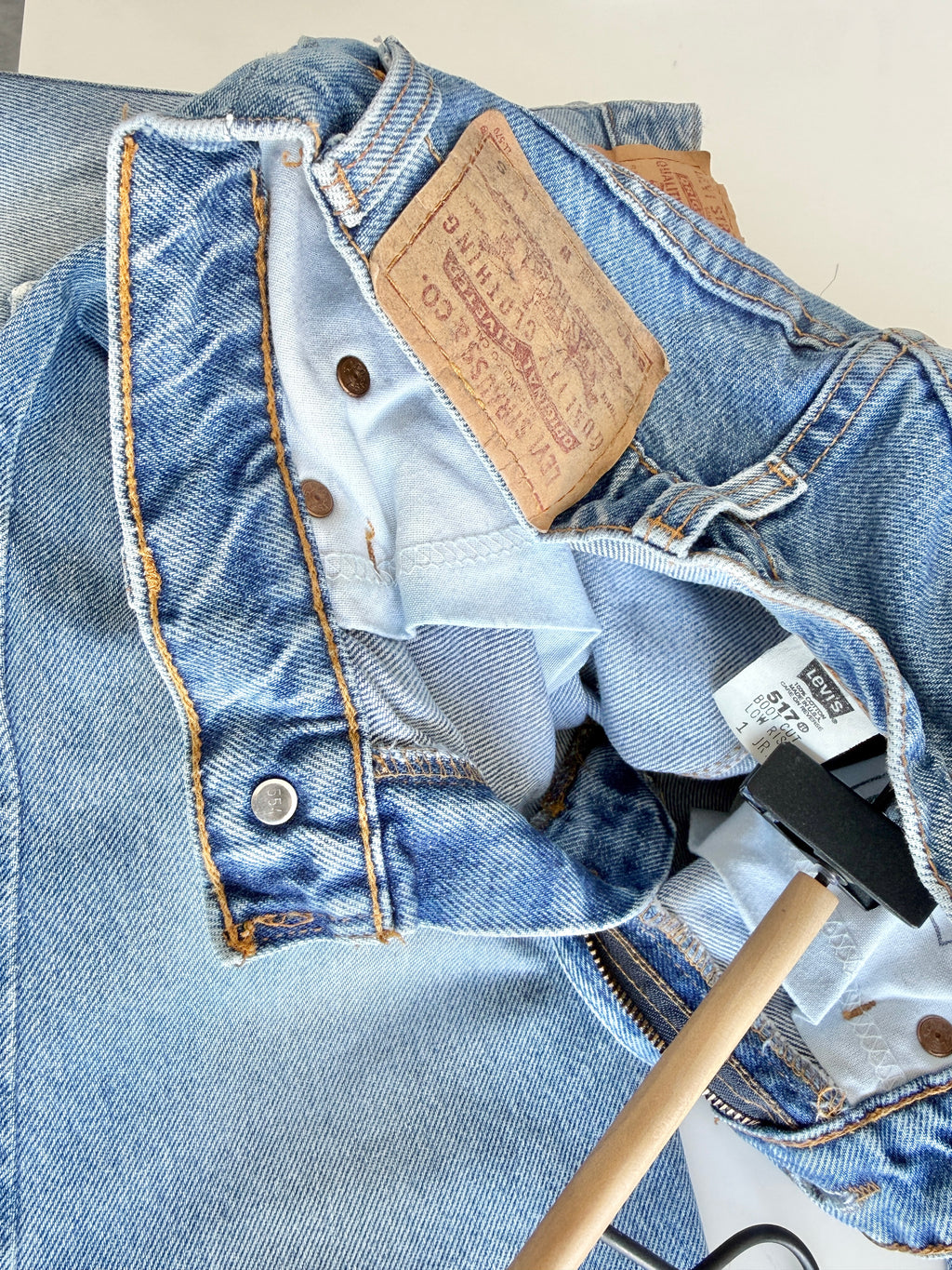 W21 L30 vintage Levis 517 21” measured waist medium blue Levi’s 517s USA 90s