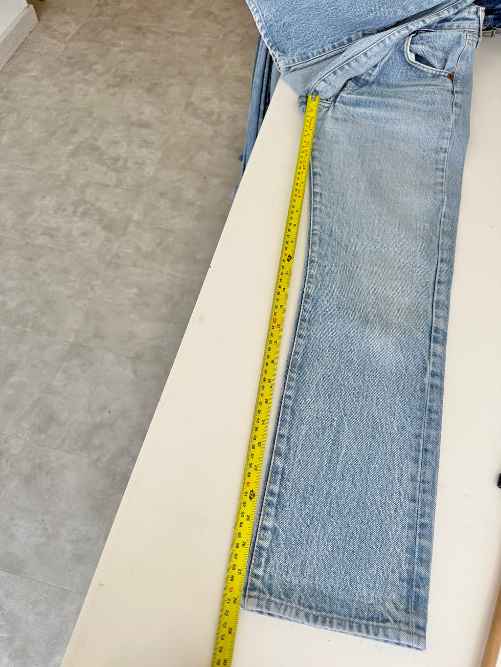 W24 L28 vintage Levis 501 24” light blue Levi’s 501s 80s