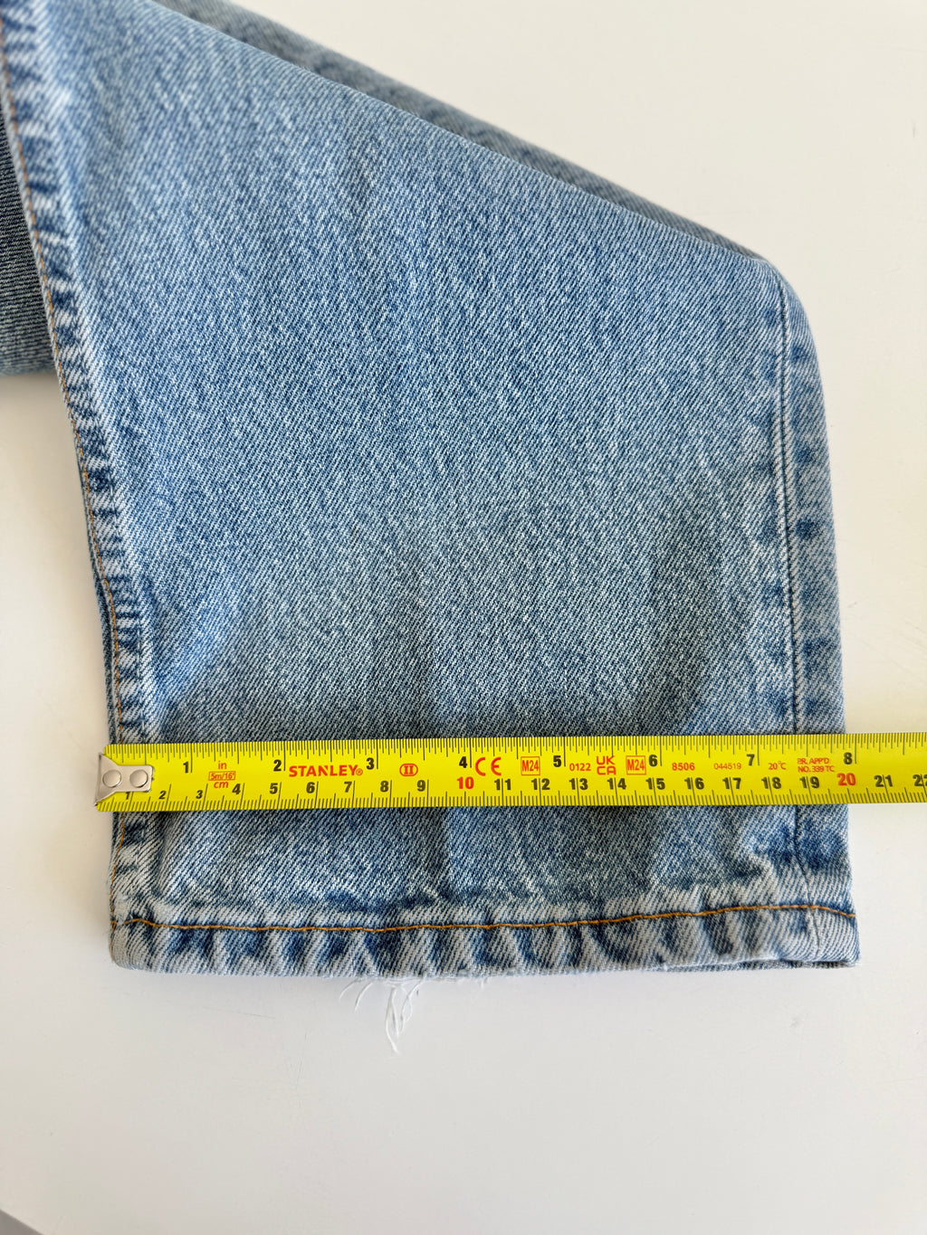 W29 L30 vintage Levis 501 29” measured medium faded blue Y2K Levi’s 501s