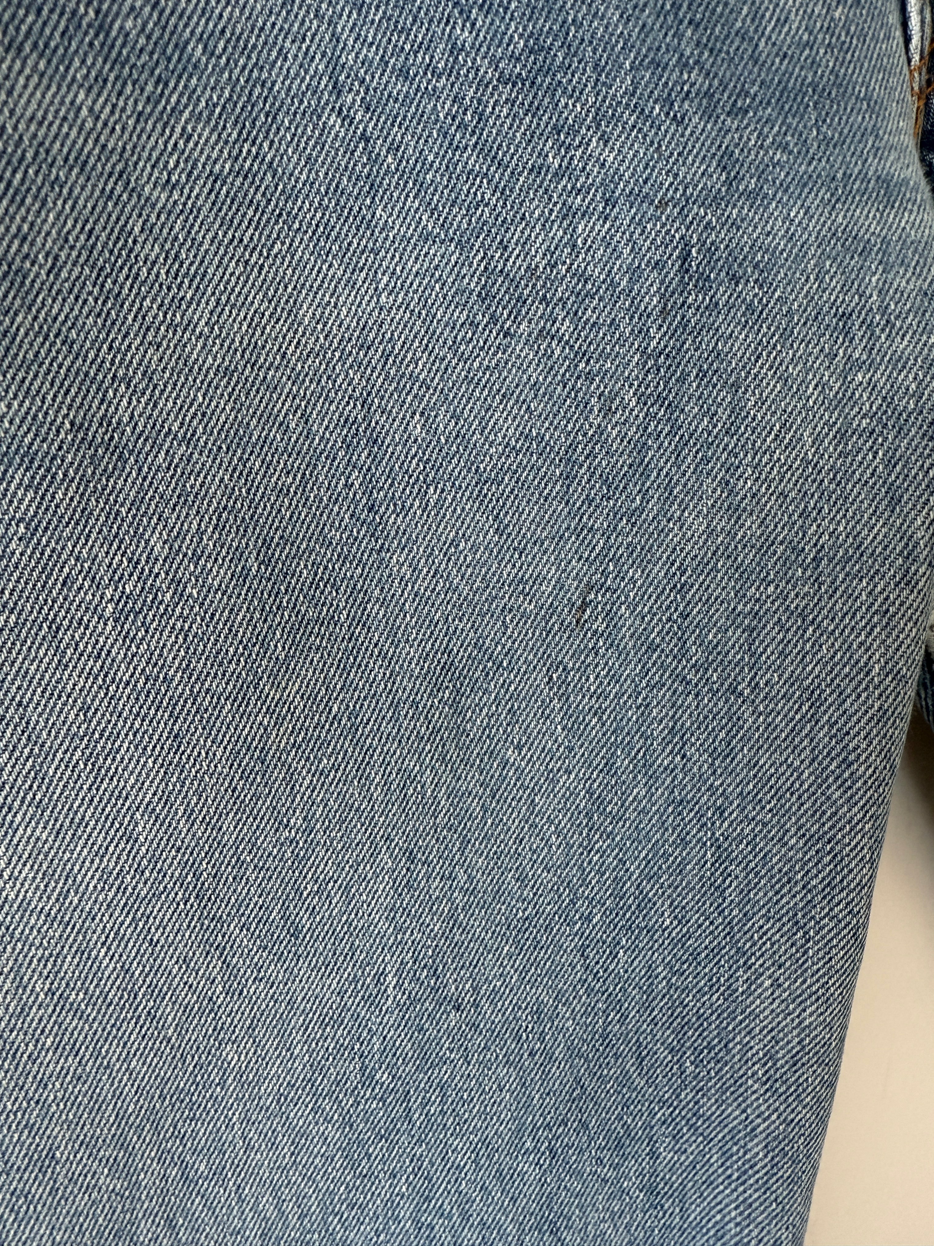 W25 L30 vintage Levis 501 24-25” medium blue 90s Levi’s 501s