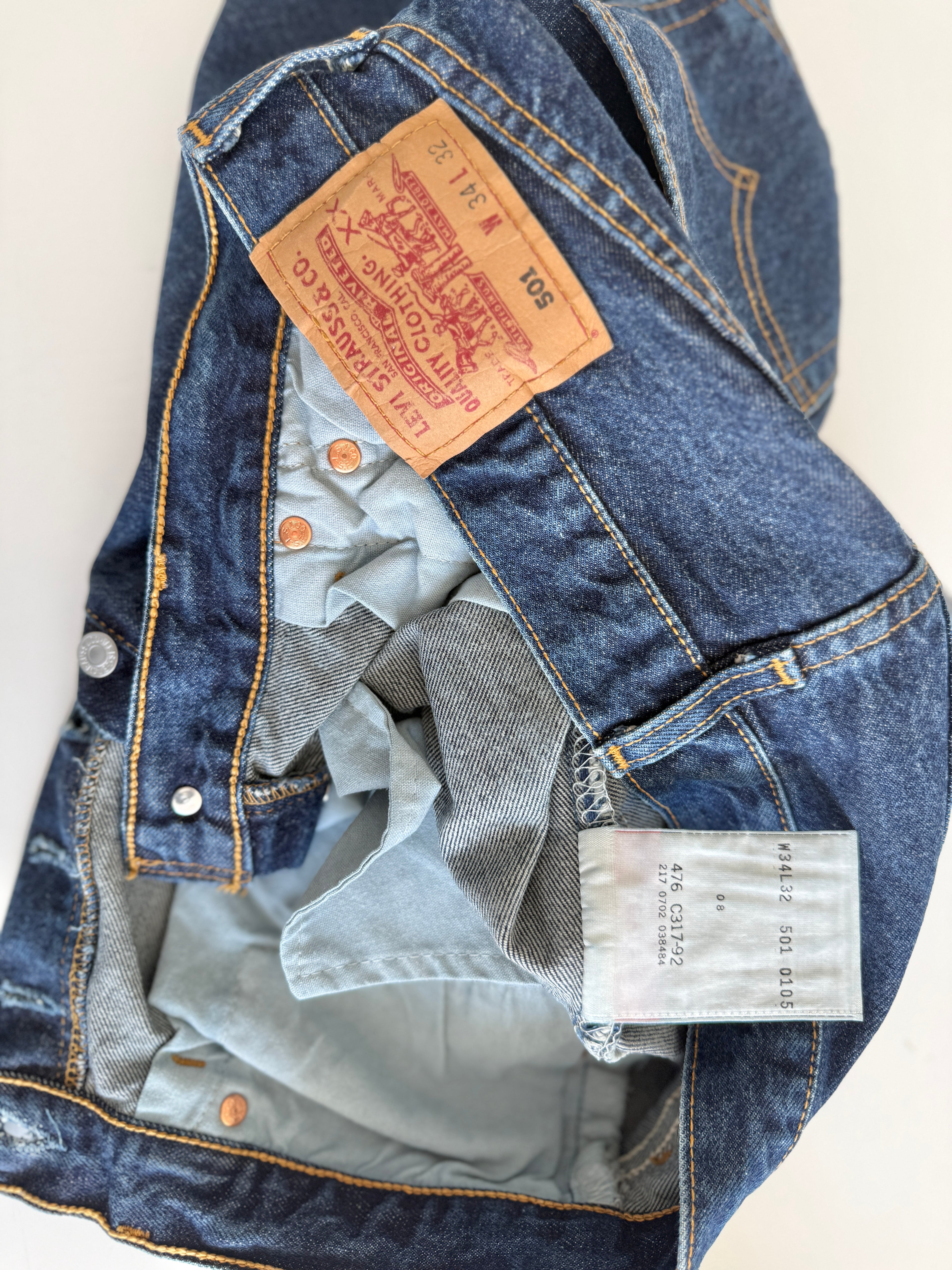 W32 L vintage Levis 501 31-32” measured dark raw blue Y2K denim shorts Levi’s 501s