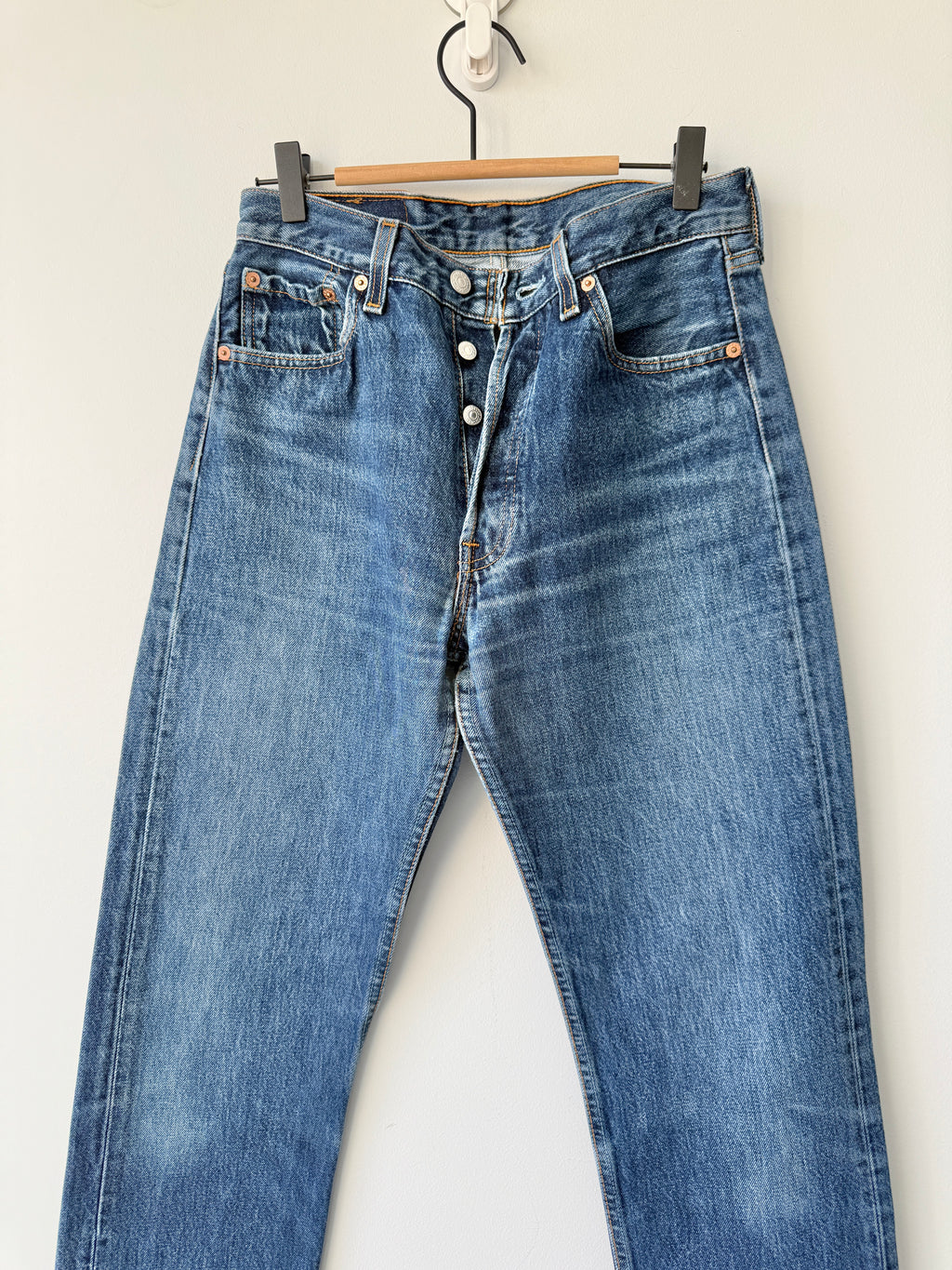 W27 L33 vintage Levis 501 26-27” dark f blue 90s Levi’s 501s USA