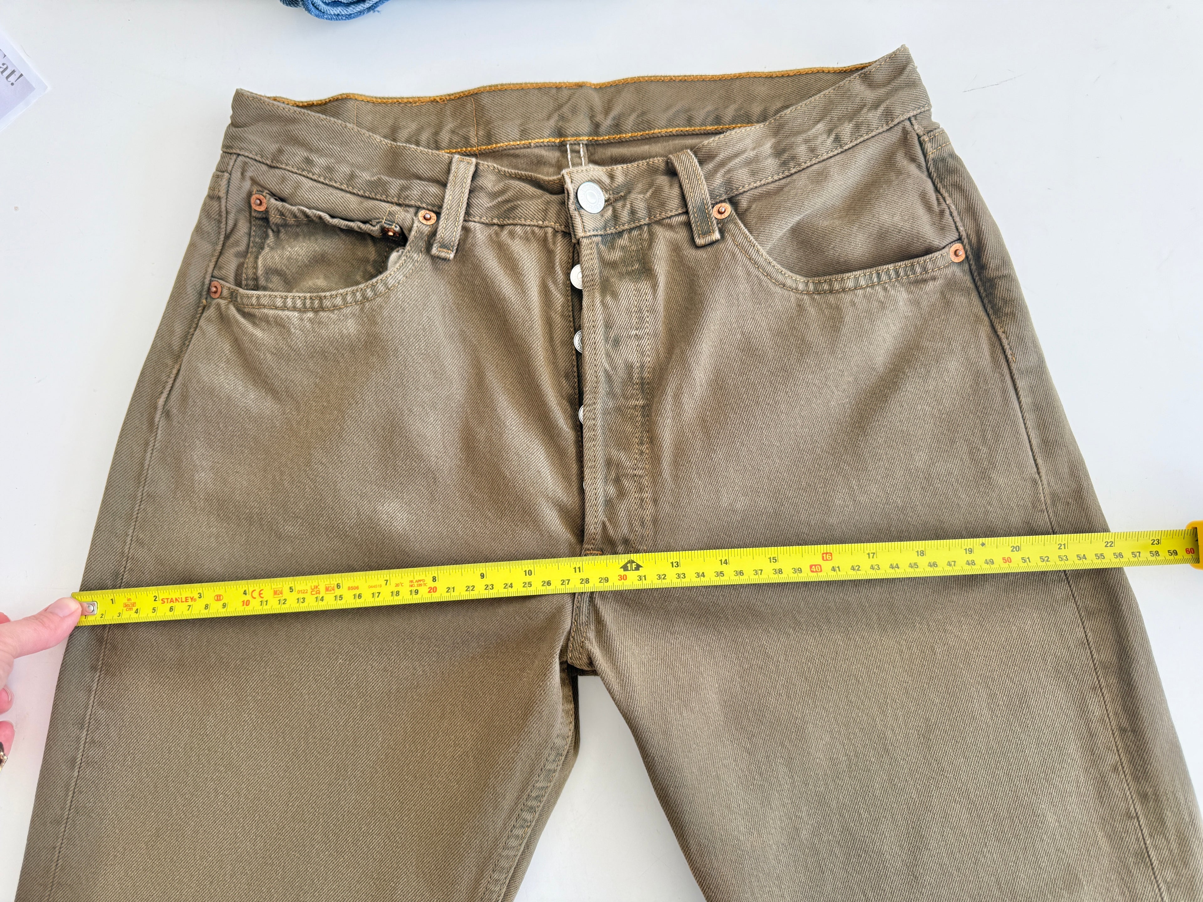 W30 L28 vintage Levis 501s 29/30” khaki/ brown Levi’s 501s 90s