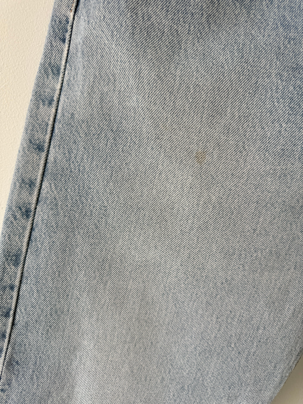 W30 L29 vintage Levis 501 29/30” measured waist light blue 501s made in USA 90s
