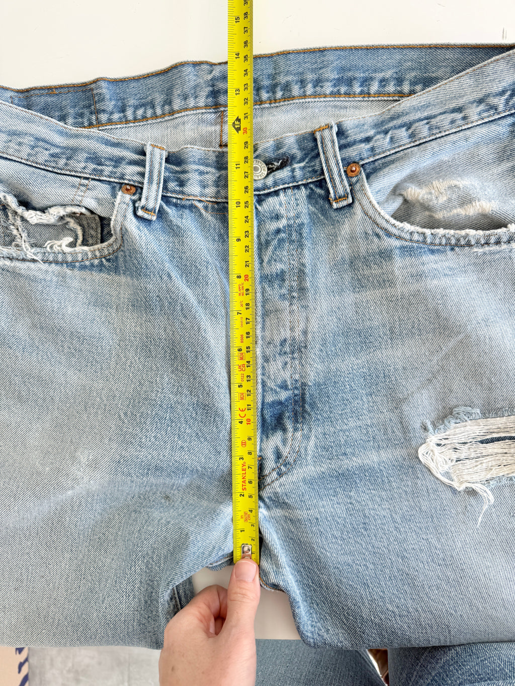 W32 L31 selvedge vintage Levis 501 31/32” measured light blue denim 70s Levi’s 501s USA