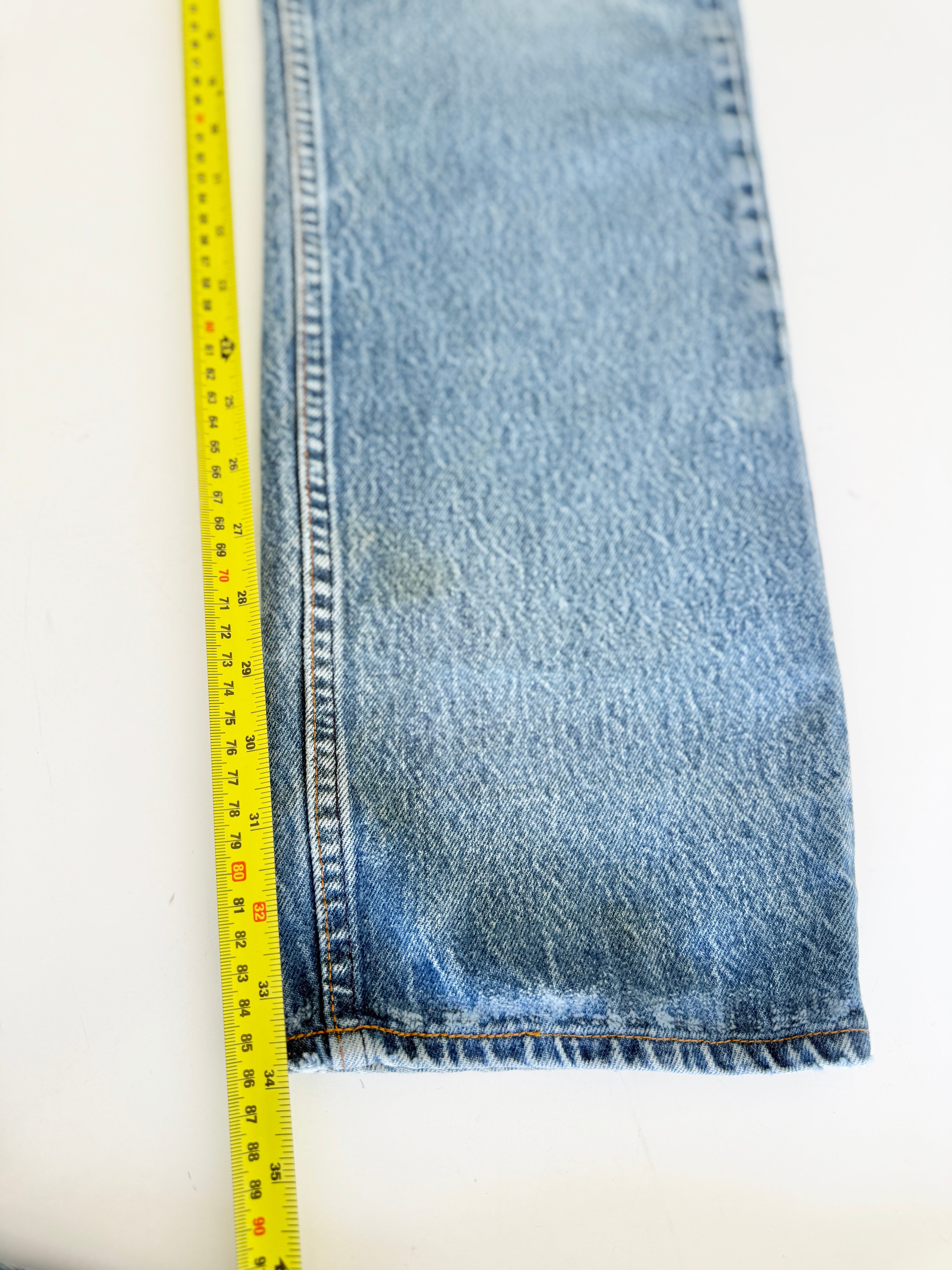 W32 L33 vintage Levis 501 31/32” measured medium faded blue denim 80s Levi’s 501s USA