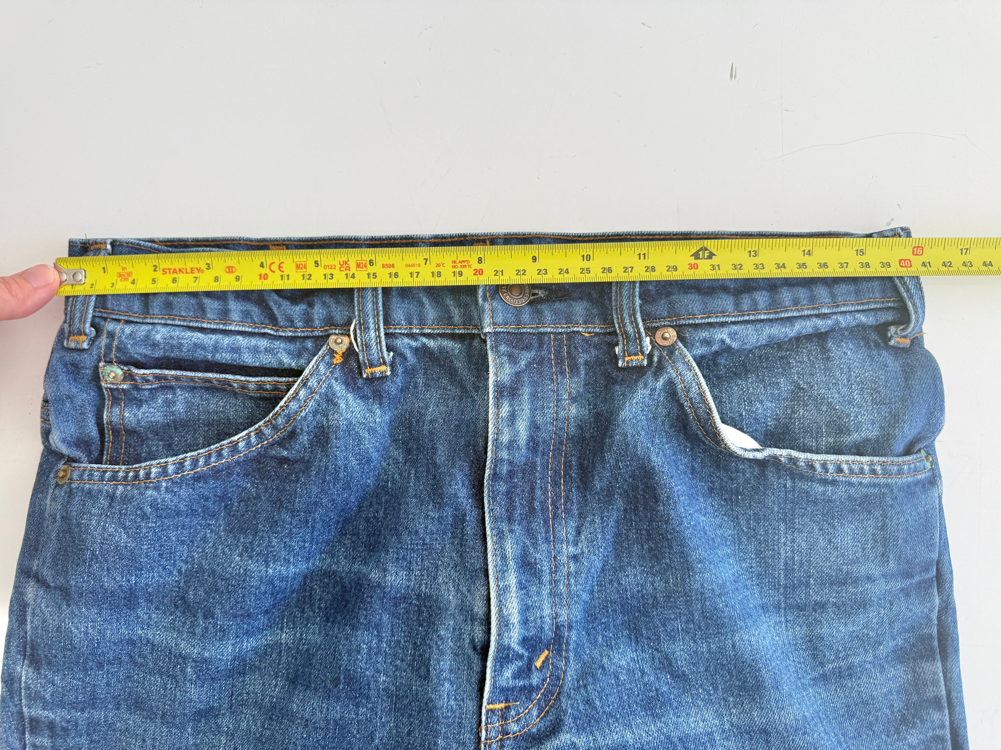 W31 L29 vintage Levis 630 30/31” measured waist dark faded blue 630s 80s   Orange tab