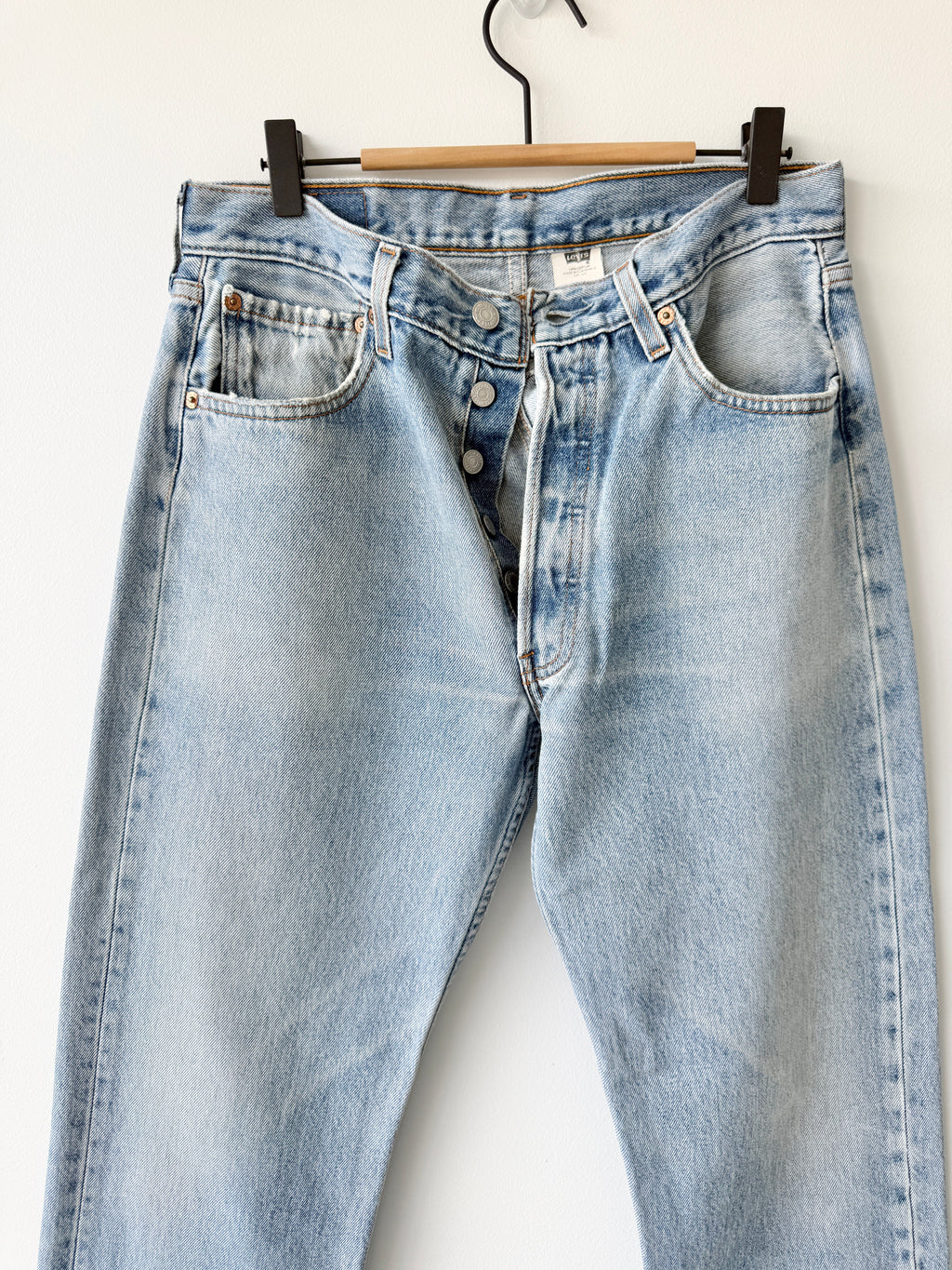 Soft W30 L31 vintage Levis 501 29/30” light blue faded Levi’s 501s Y2K