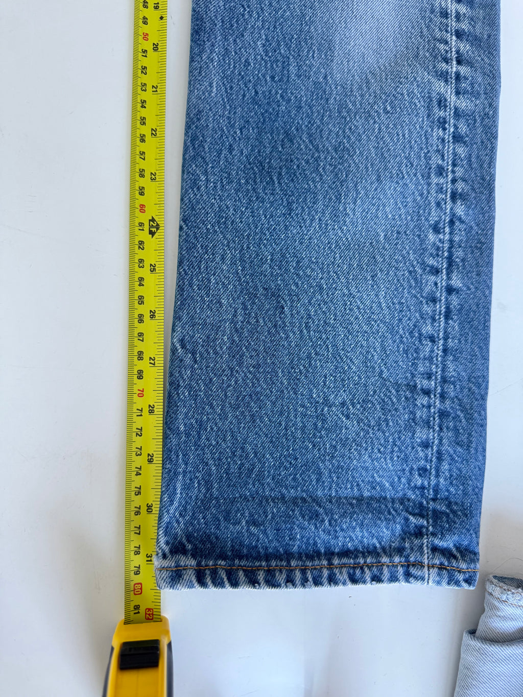 W27 L31 vintage Levis 501 dark faded blue 26/27” measured waist 90s USA levis 501s