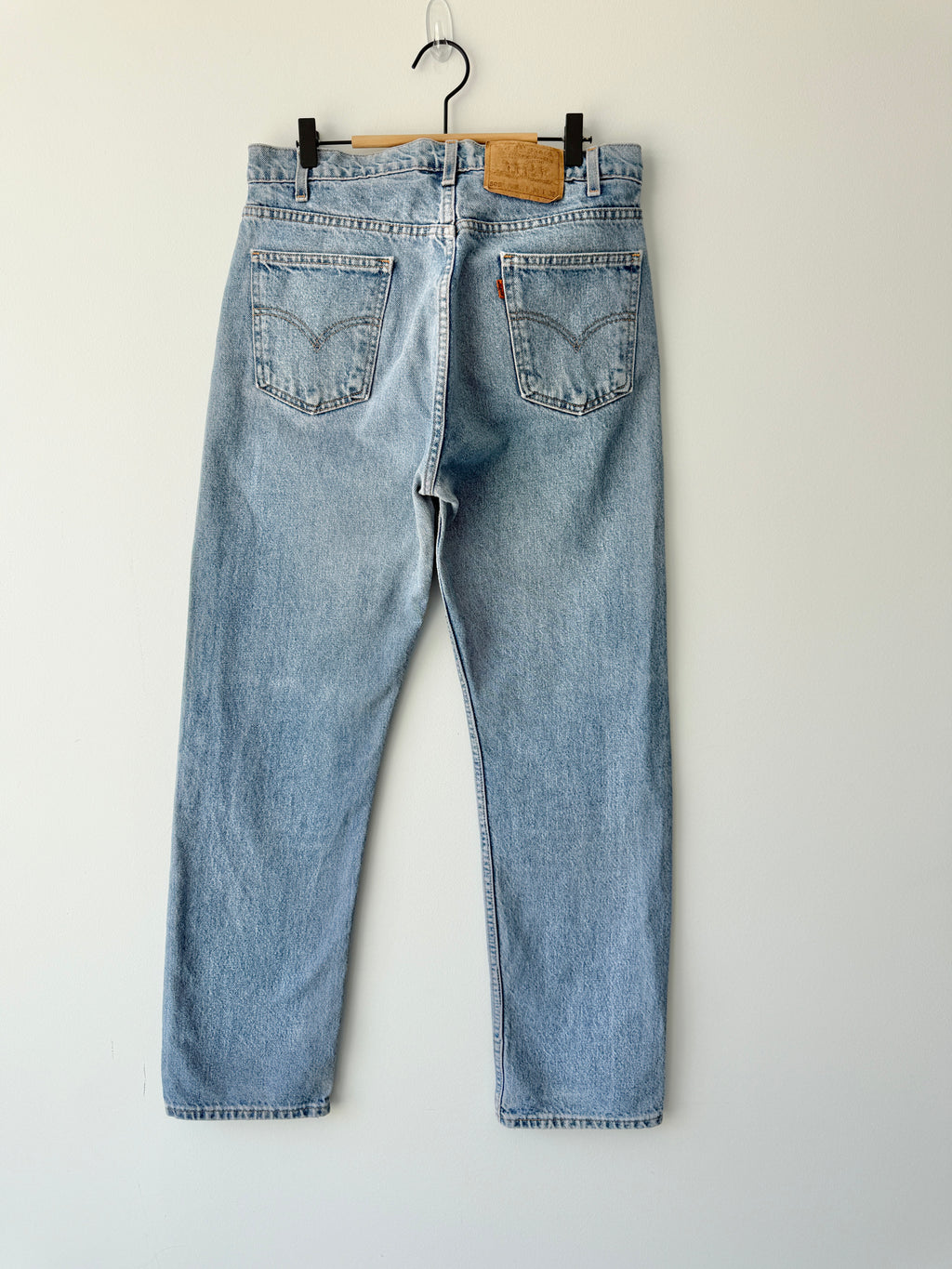 W31 L31 vintage Levis 505 30/32” measured waist medium blue faded  90s 505s