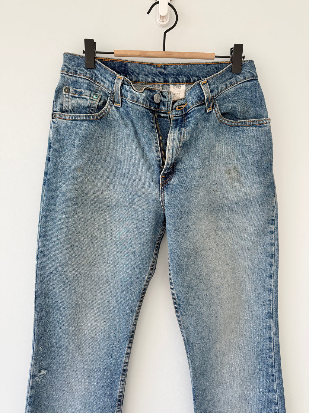W27 L32 vintage Levis 517 27” measured medium blue faded denim Y2K 517 (not 100% cotton denim) 2% Lycra