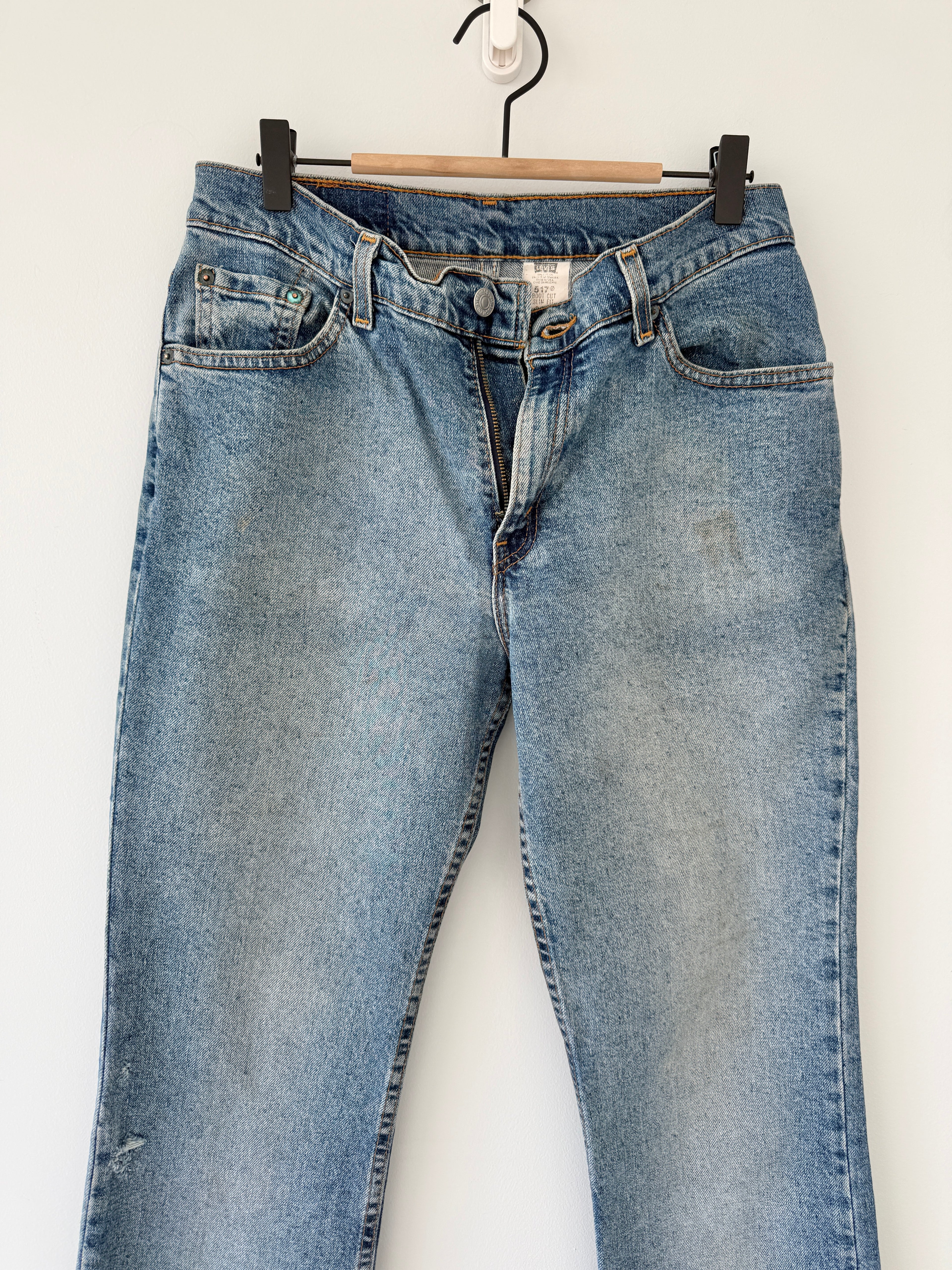 W27 L32 vintage Levis 517 27” measured medium blue faded denim Y2K 517 (not 100% cotton denim) 2% Lycra