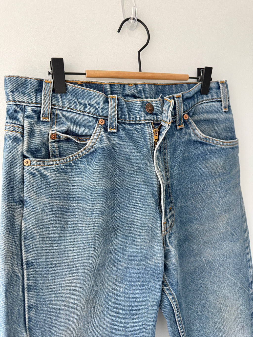 W32 L29 vintage Levis 505 31/32” measured waist dark fade blue faded  90s orange tag USA 505s