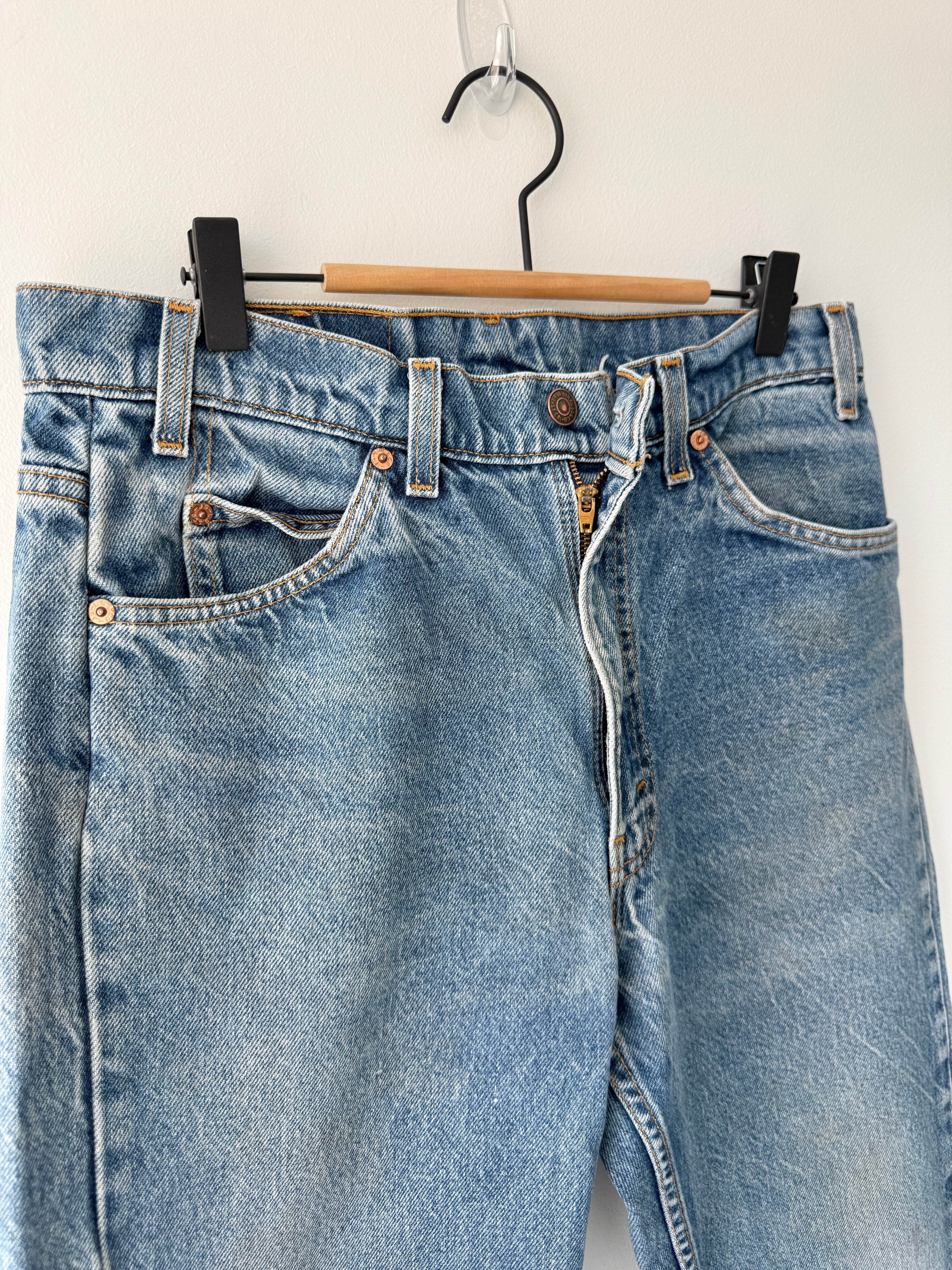 W32 L29 vintage Levis 505 31/32” measured waist dark fade blue faded  90s orange tag USA 505s