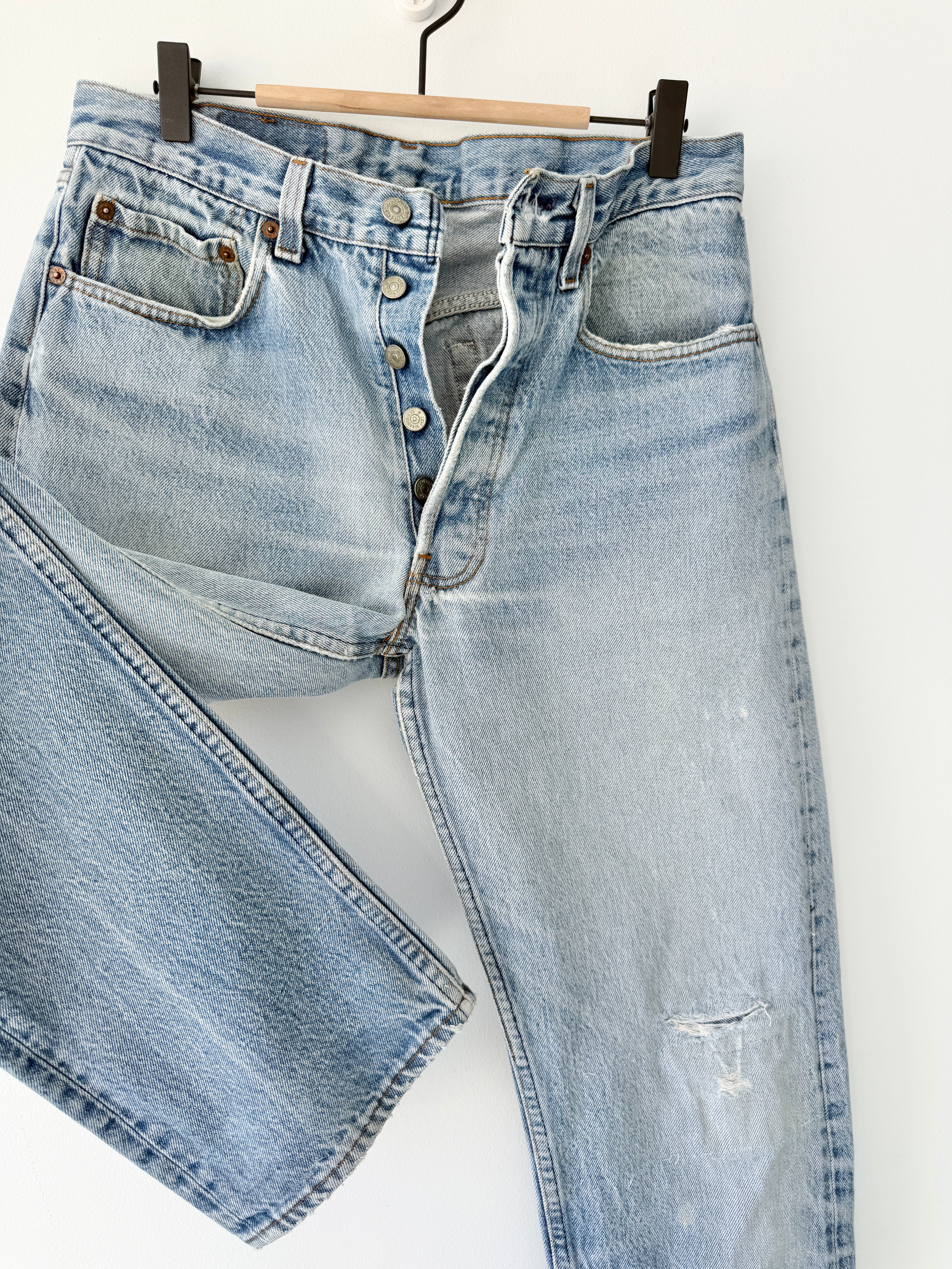 W29 L31 vintage Levis 501 28-29”measured light blue 80s USA 501s